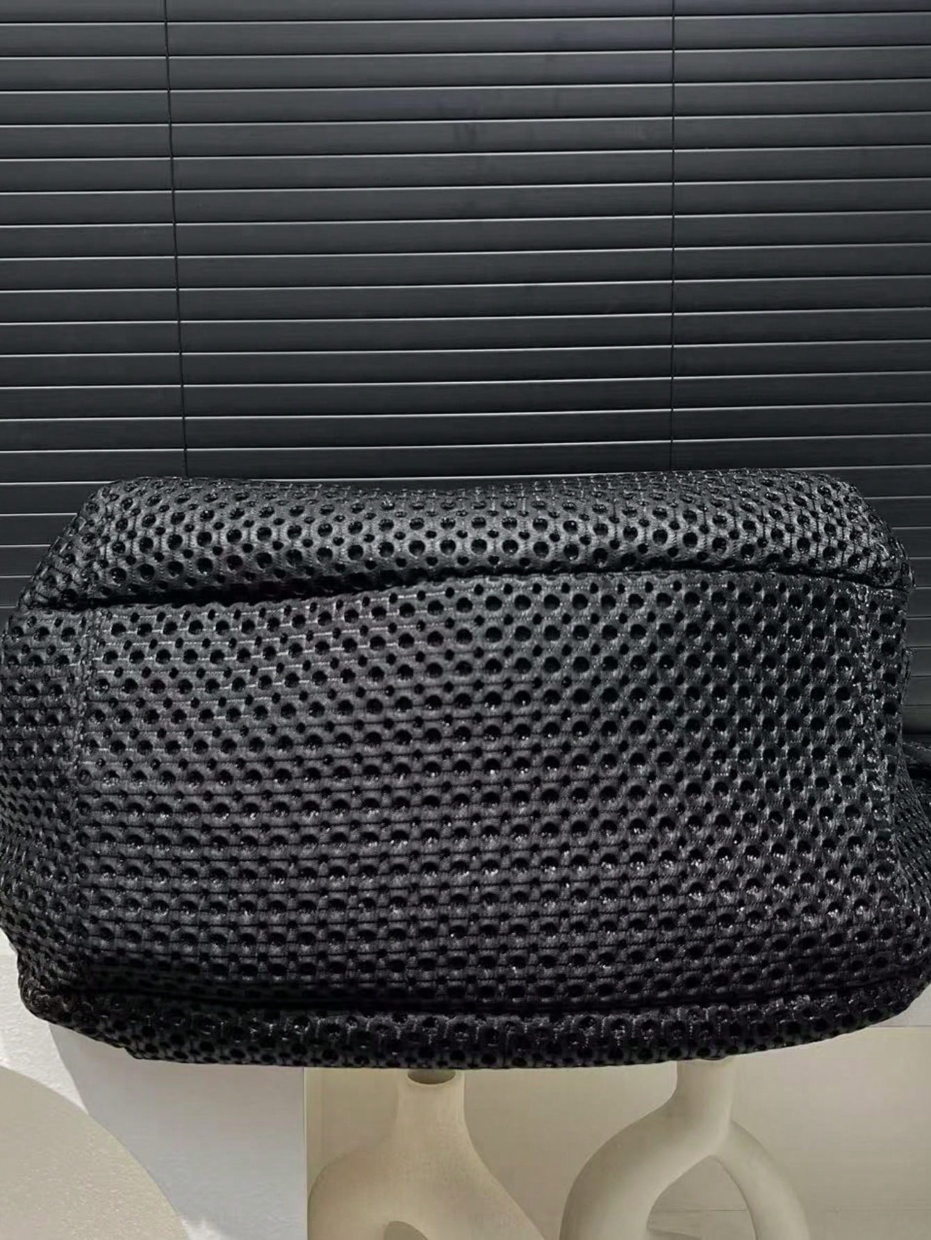 Ladies' Fashionable Nylon Messenger Bag, Large-Capacity Pure-Color Crossbody Bag, Fixed Shoulder Strap, Polyester Lining, Thickened Casual Handbag