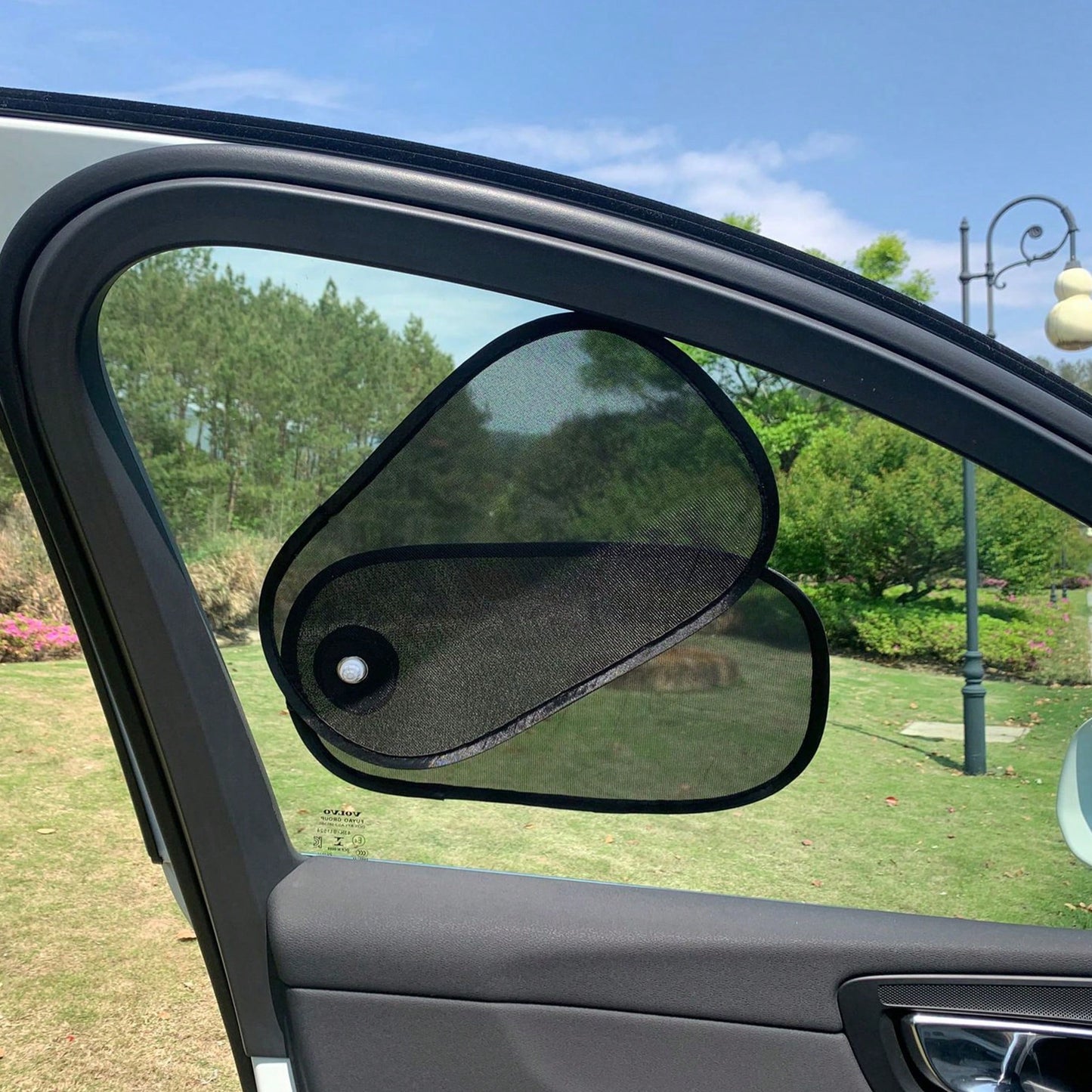 1/2pcs Rotatable Adjustable Car Side Window Sunshade, Sun Protection & Heat Insulation, Unobstructed Panoramic Sunroof Mesh, For Parking Use Only. Adjustable Foldable Car Side Window Sunshade, Sun Pro