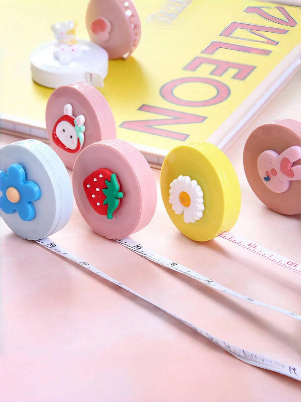1.5m/60in Cute Cartoon Retractable Tape Measure, Creative Portable Mini Sewing Ruler Measuring Tape