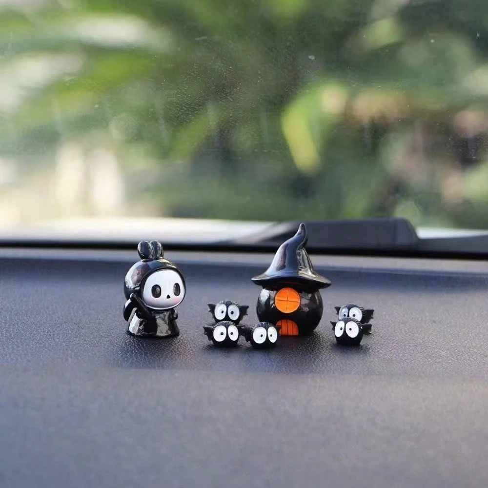 1/5pcs Cute Ghost Car Ornament, Halloween Demon Coal Shape, Car Dashboard Decor, Desktop Small Ornament, Fun Stress Relief Car Accessory, Holiday Gift