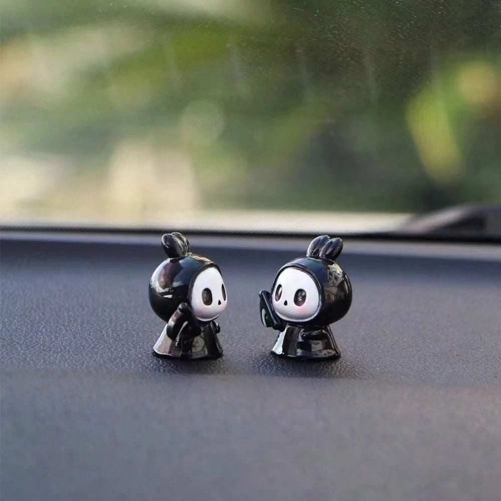 1/5pcs Cute Ghost Car Ornament, Halloween Demon Coal Shape, Car Dashboard Decor, Desktop Small Ornament, Fun Stress Relief Car Accessory, Holiday Gift