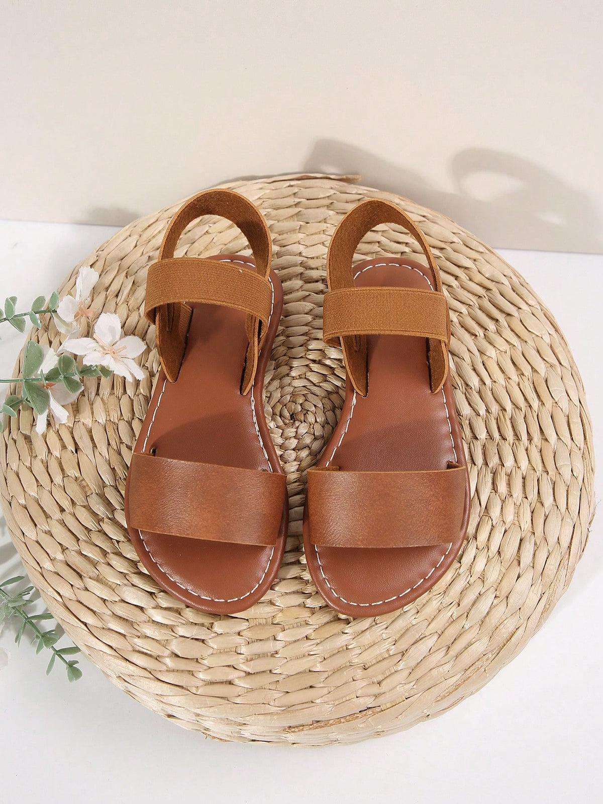 1 Pair Of Children's Elastic Strap Open Toe Flat Sandals, Light Casual Roman Sandals Suitable For 3-15 Years Old, Cute Fashion, New Spring And Summer
