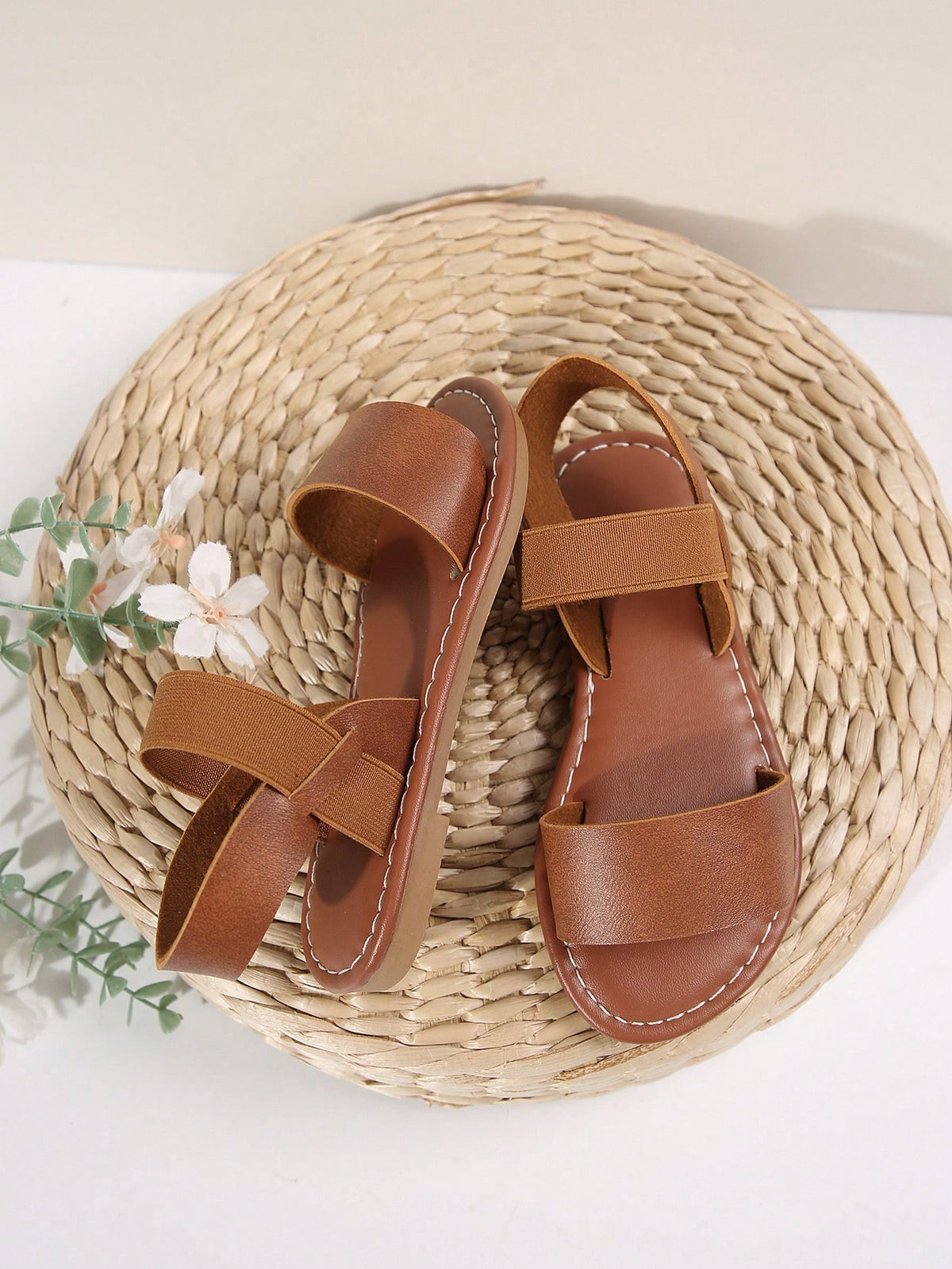 1 Pair Of Children's Elastic Strap Open Toe Flat Sandals, Light Casual Roman Sandals Suitable For 3-15 Years Old, Cute Fashion, New Spring And Summer