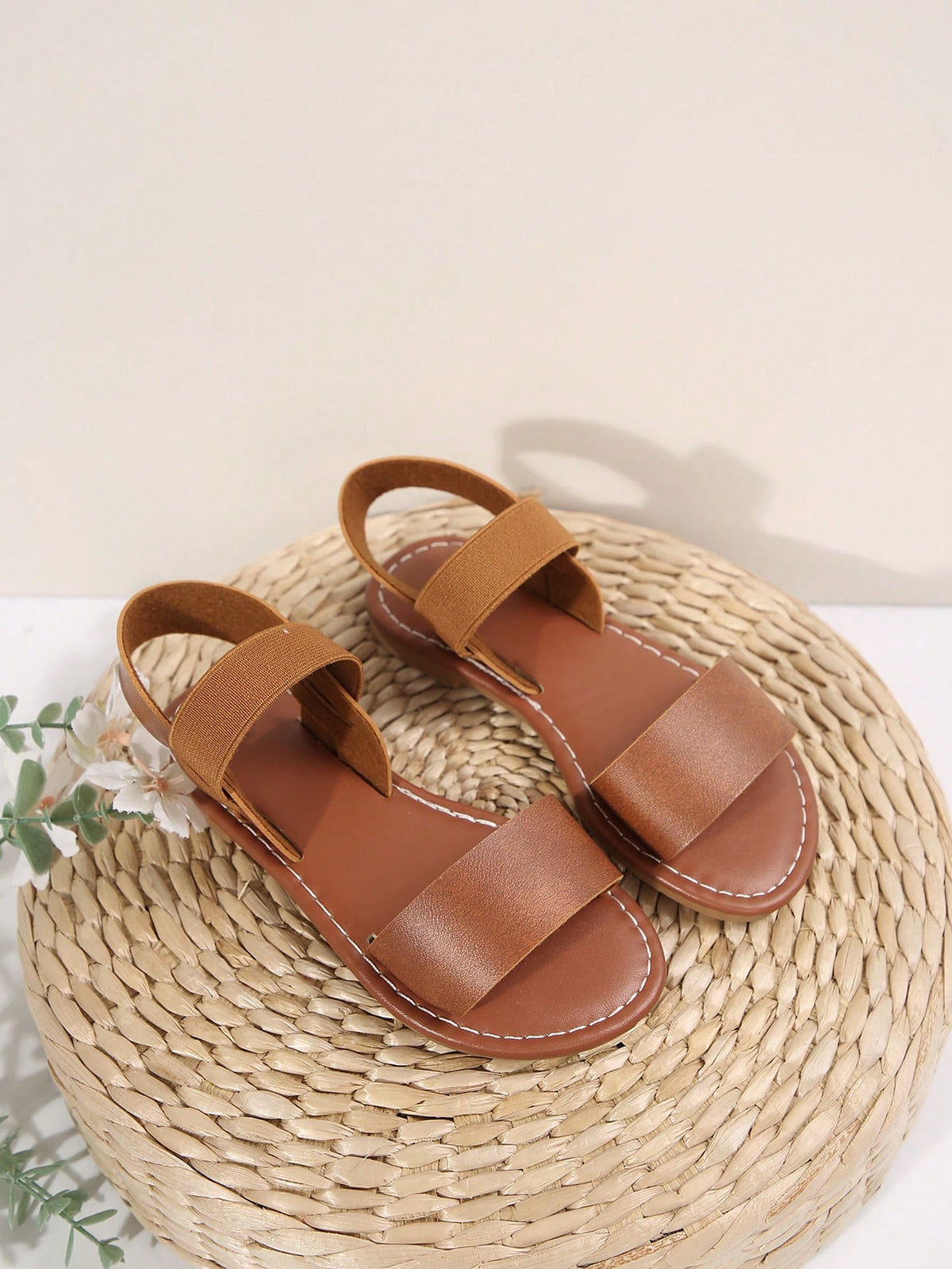 1 Pair Of Children's Elastic Strap Open Toe Flat Sandals, Light Casual Roman Sandals Suitable For 3-15 Years Old, Cute Fashion, New Spring And Summer