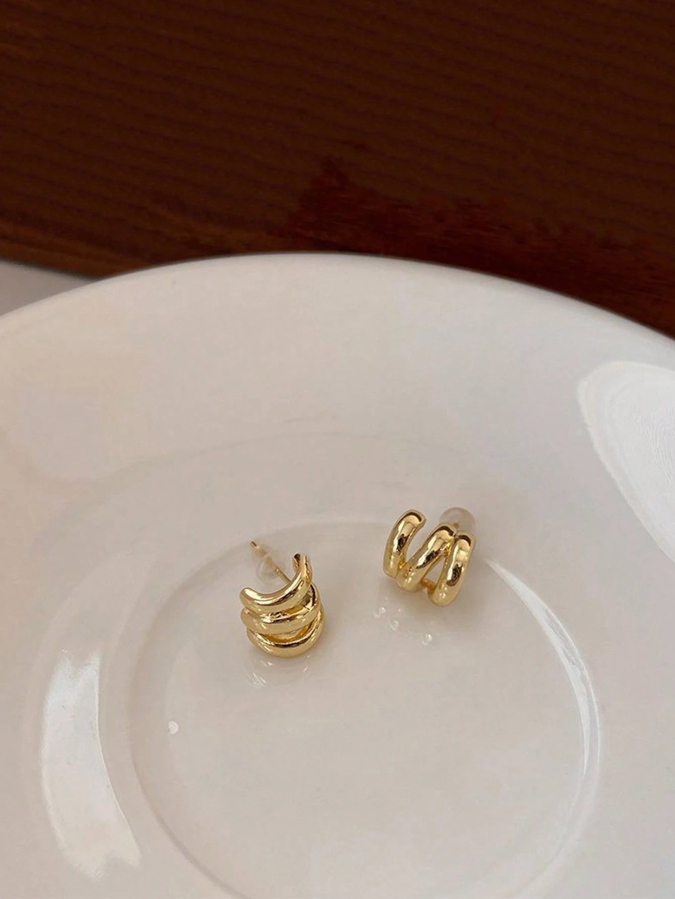 1 Pair Women's Elegant Triple-Layer Round Stud Earrings- Perfect Gift For Holidays, Birthdays And Special Occasions, Casual Wear For Halloween