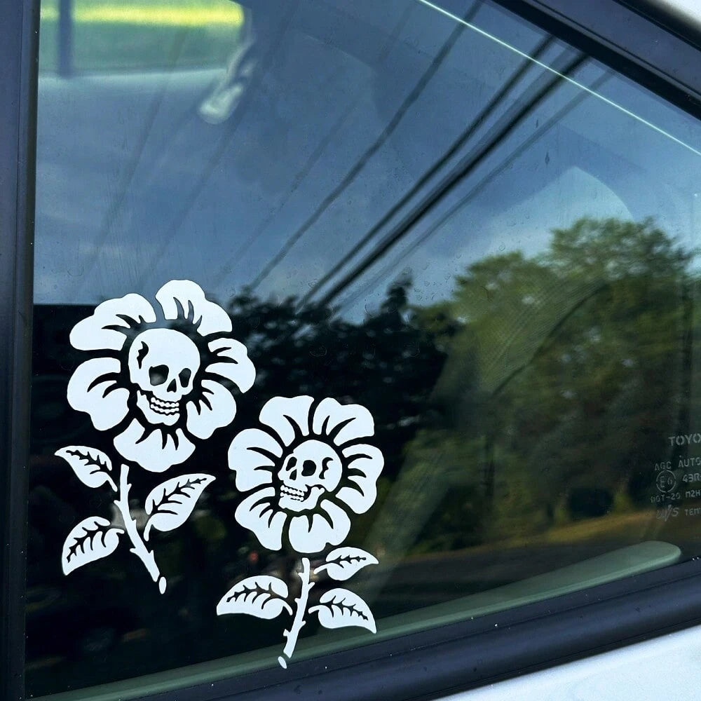 1 Pc Skull Flowers Vinyl Decal, Funny Alternative Floral Skeleton Stickers For Car Truck Window Rear Windshield, Cute Gothic Car Decor Accessories