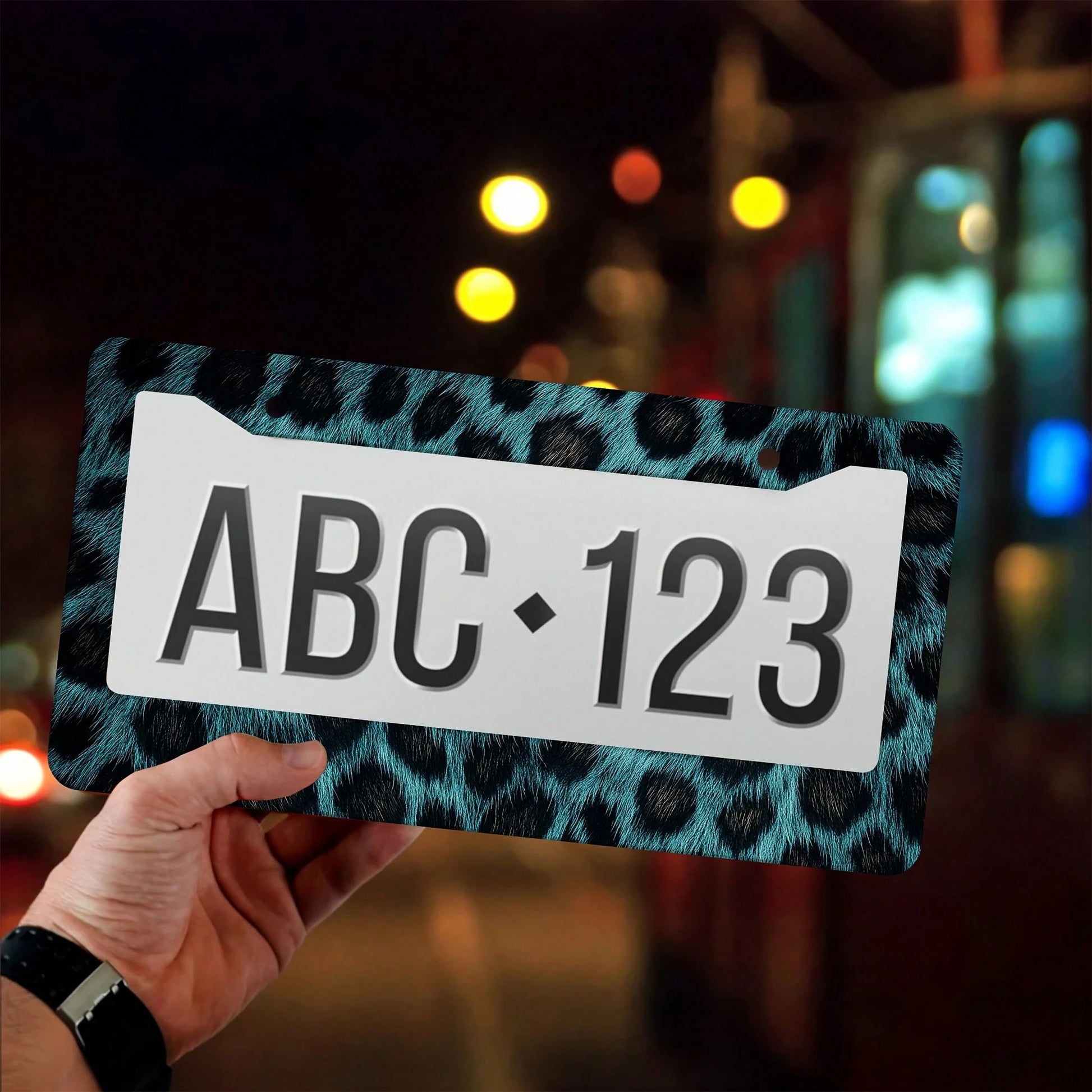 1 Piece, 12.2x6.3inch Black Aluminum Faux Fur Leopard Print, Aluminum License Plate Frame, Wear-Resistant And Waterproof, Universal For American Cars,Mother Gifts,Halloween,Car Decor,Car Acessesories