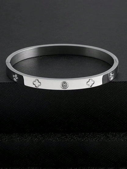 1 Piece Sterling Silver Bracelet, Mirror Polished, Not Easy To Fade, Lucky Four-Leaf Clover With Zirconia, Fashionable And Classic Style, Suitable For Daily Wear