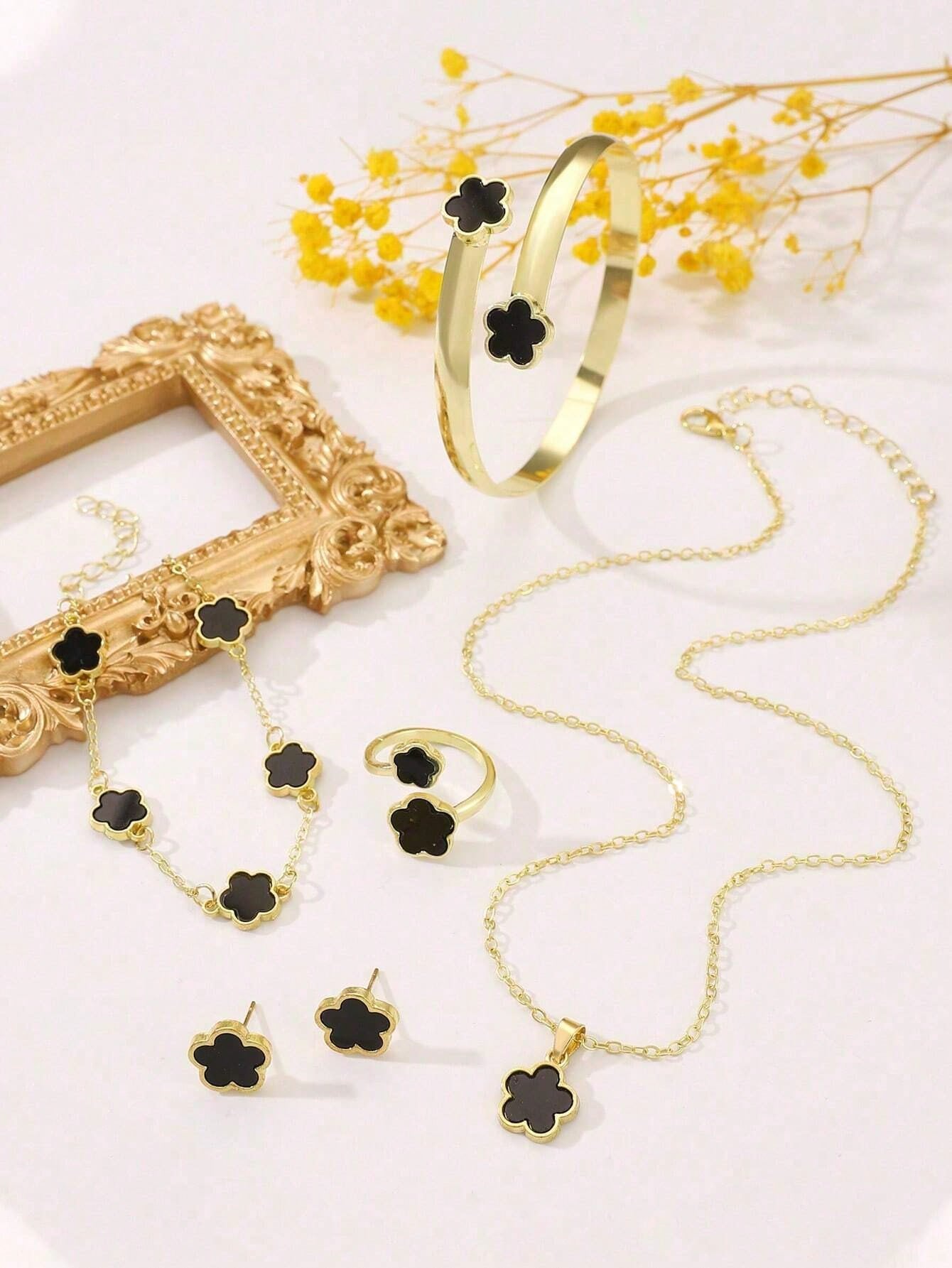 1 Set (5pcs) Lucky Flower Shaped Alloy Jewelry Set, Fashionable Gift For Women, Healing Crystal Bracelet, Suitable For Daily Wear, Ideal Gift For Girlfriend, Wife Or Partner