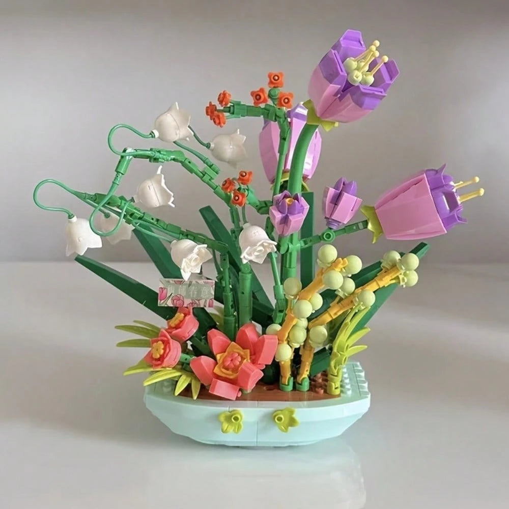 1 Set 632pcs Building Block Flower Bouquet, Eternal Flower Potted Plant Model Kit With Small Particles, DIY Assembly Desktop Display Home Office Decor Toy, Gift For Teens And Adults 14+