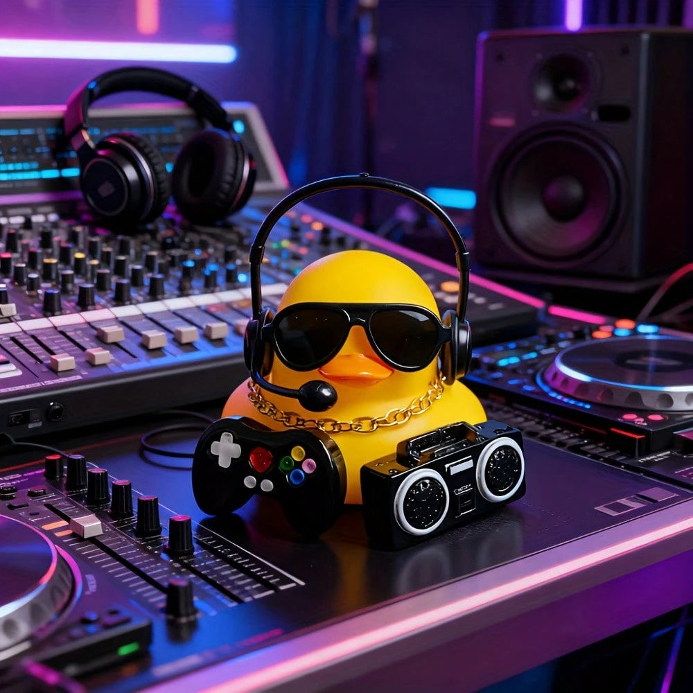 1 Set Car Dashboard Accessories- Quirky Duck With Headphones And Necklace