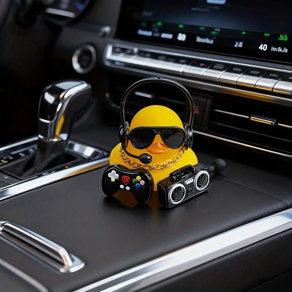 1 Set Car Dashboard Accessories- Quirky Duck With Headphones And Necklace