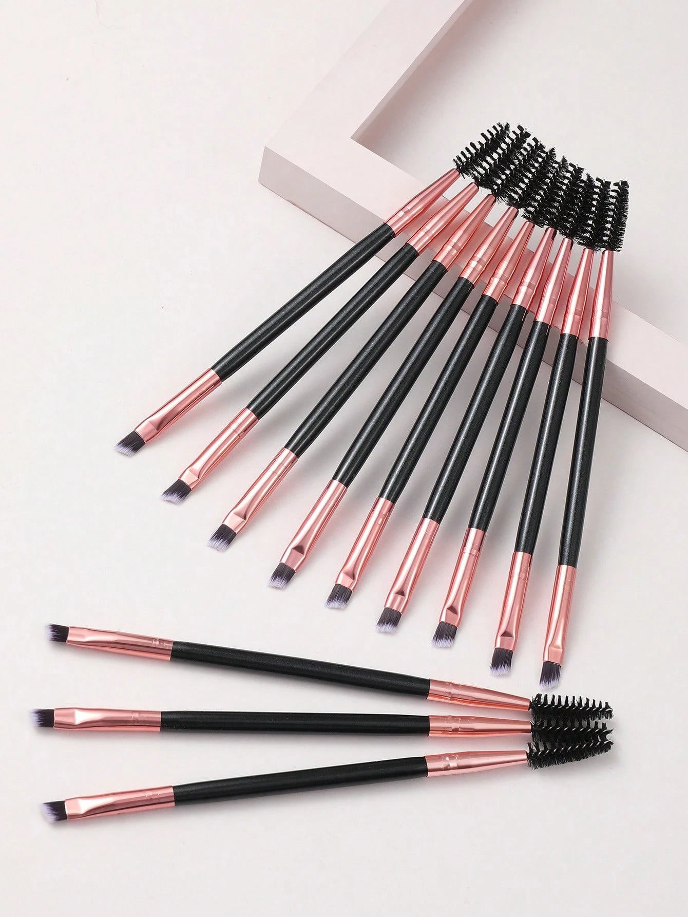12pcs Dual-Ended Eyebrow Brush, Daily Casual Makeup Brushes,Eyebrow Brush,Eyeshadow Brush,Spoolie,Spoolie Brush,Giveaways