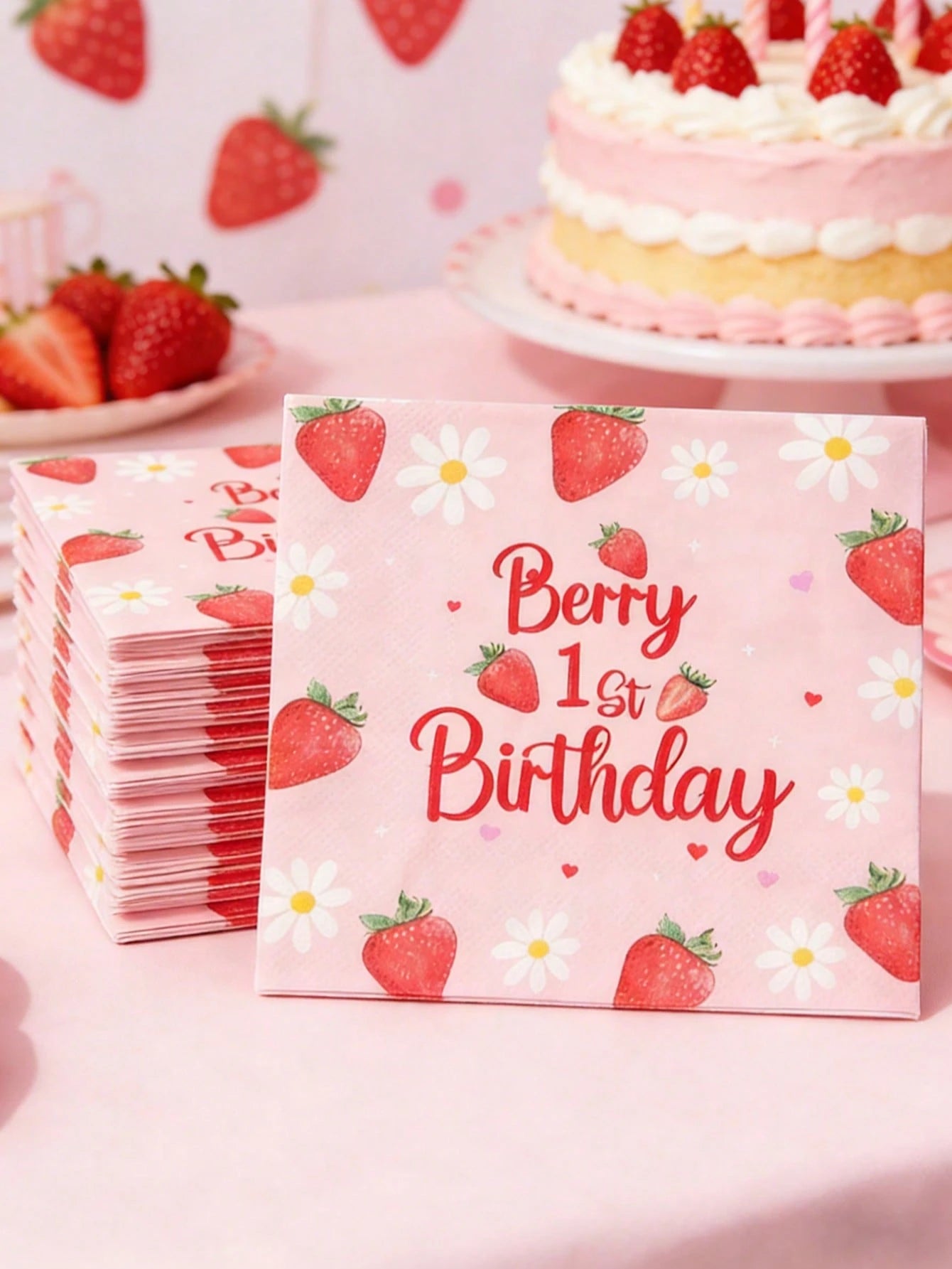 16pcs Strawberry Theme 1st Birthday Paper Napkins, Newborn Baby Birthday Party Disposable Napkins With Daisy Strawberry Pattern, Strawberry Napkins, Gender Reveal Party Tableware Decor, Pink Baby Girl