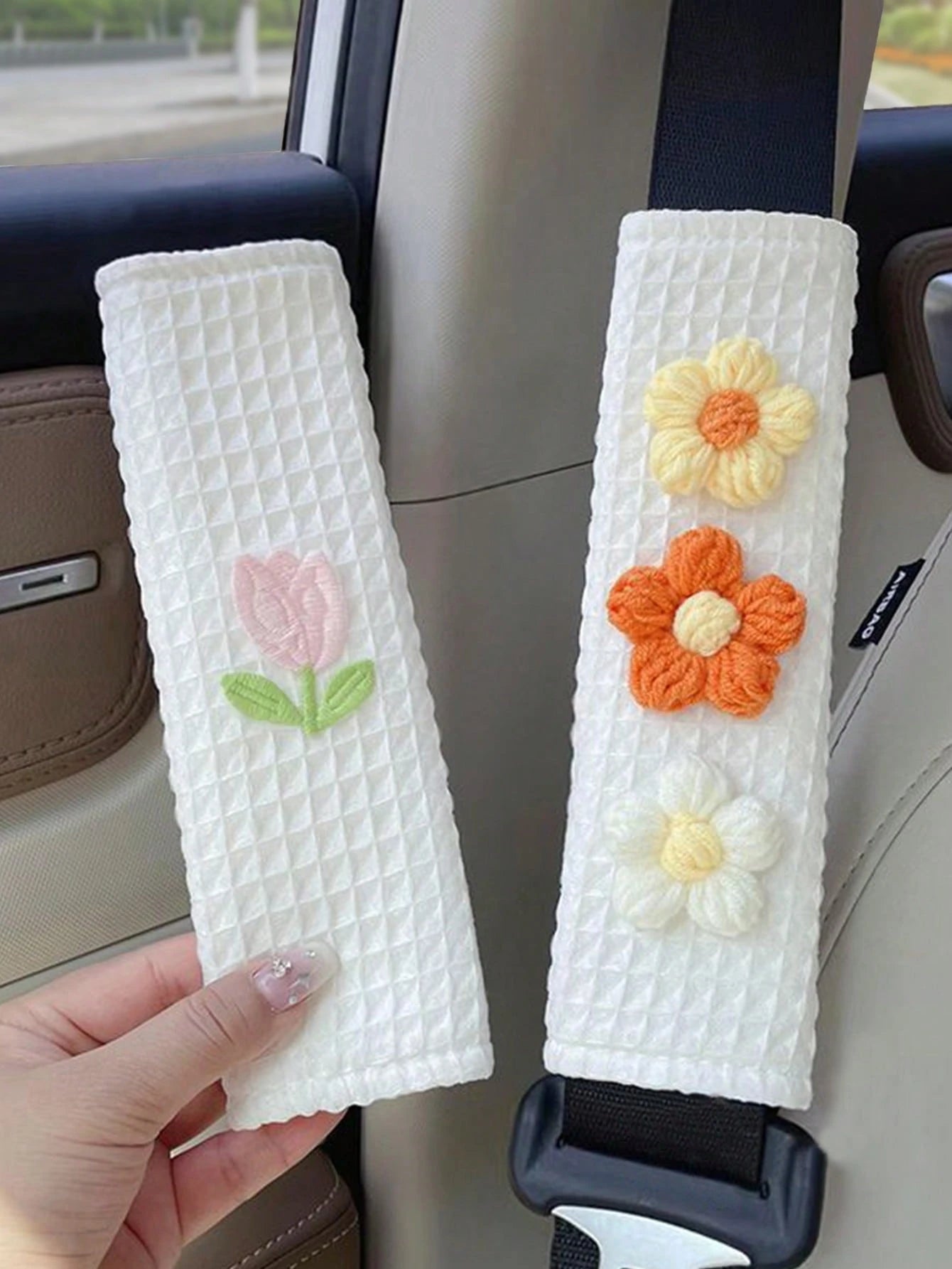 1pc/2pcs Cute Tulip Floral Car Seat Belt Covers, Elegant Seasonal Vehicle Safety Belt Shoulder Pads
