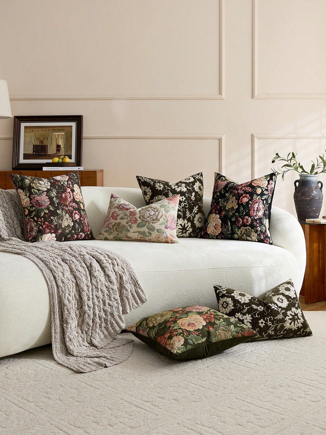 1pc/2pcs Olive Green (No Insert) Floral Pattern Cushion Cover, Fashionable Vintage Comfortable Jacquard Rose Chenille Pillowcase, Suitable For Daily Home Decor, Sofa, Bed, Bedroom, Gift, Holiday Decor