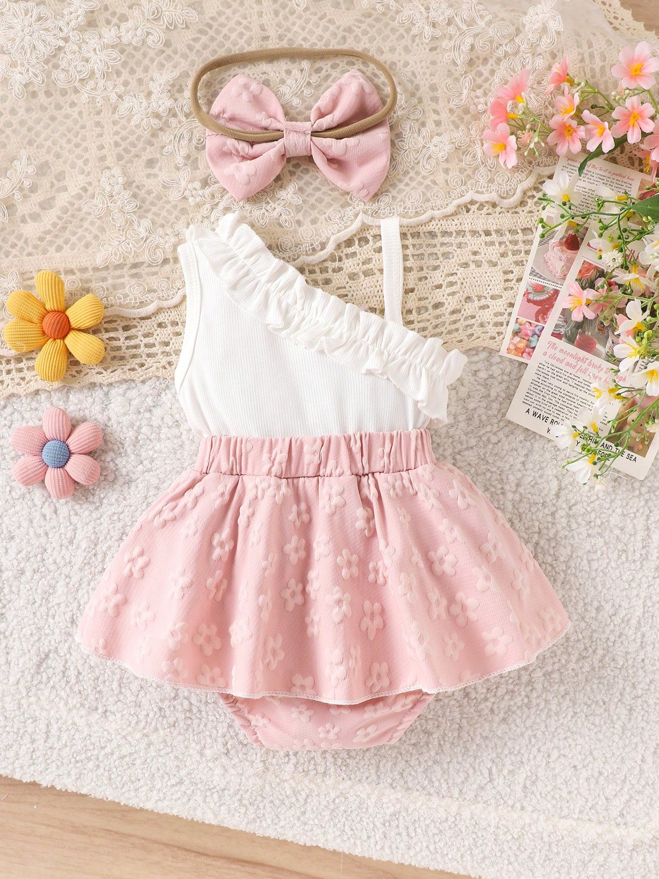 1pc Baby Girl Cute Asymmetric Strap Tank Top With Patchwork Skirt And Headband, Thin Spring/Summer Style
