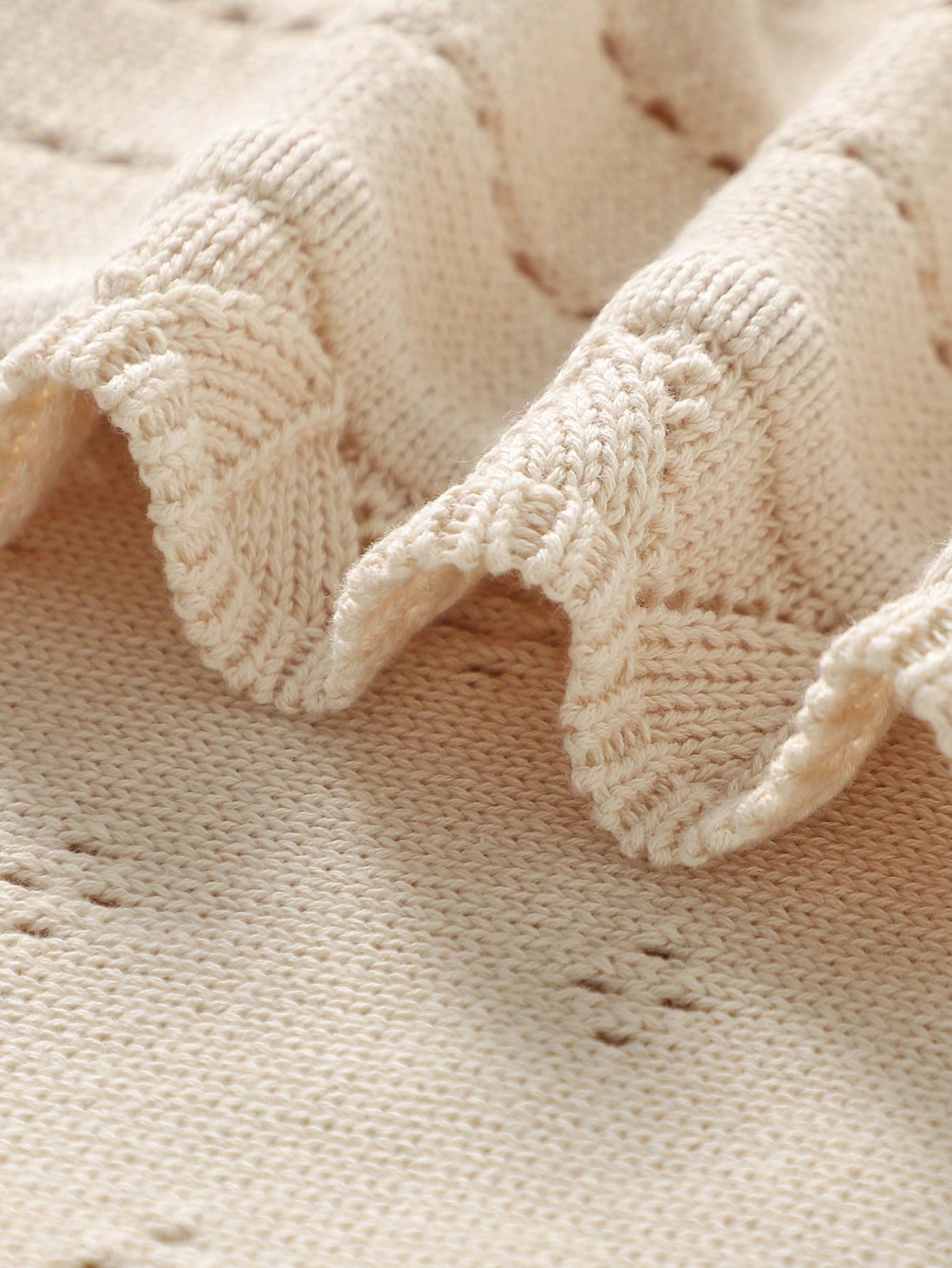 1pc Beige Knitted Baby Blanket With Perforated Texture + Wavy Edge, Gentle Children Blanket For All Seasons