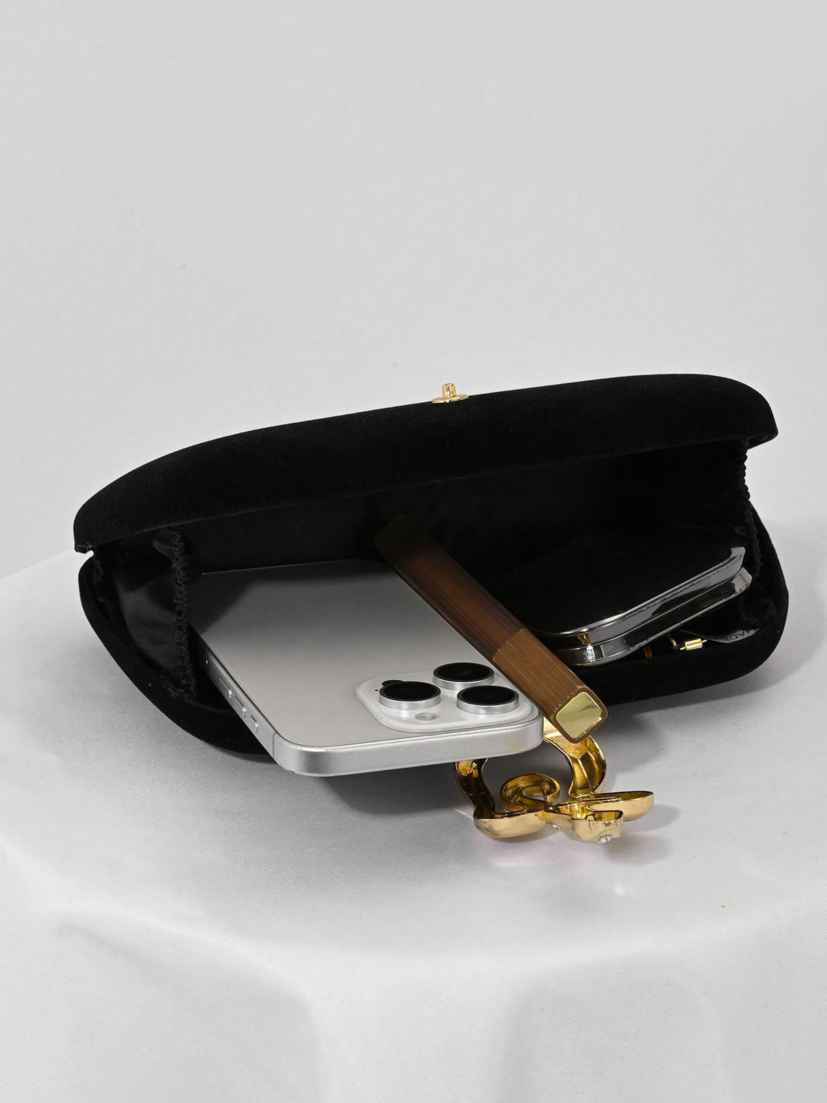 1pc Black Velvet, Small Clutch Bag, Rhinestone Chain Decor Snakehead Lock For Evening Dress, Suitable For Formal Dinner, Party, Wedding, Cocktail