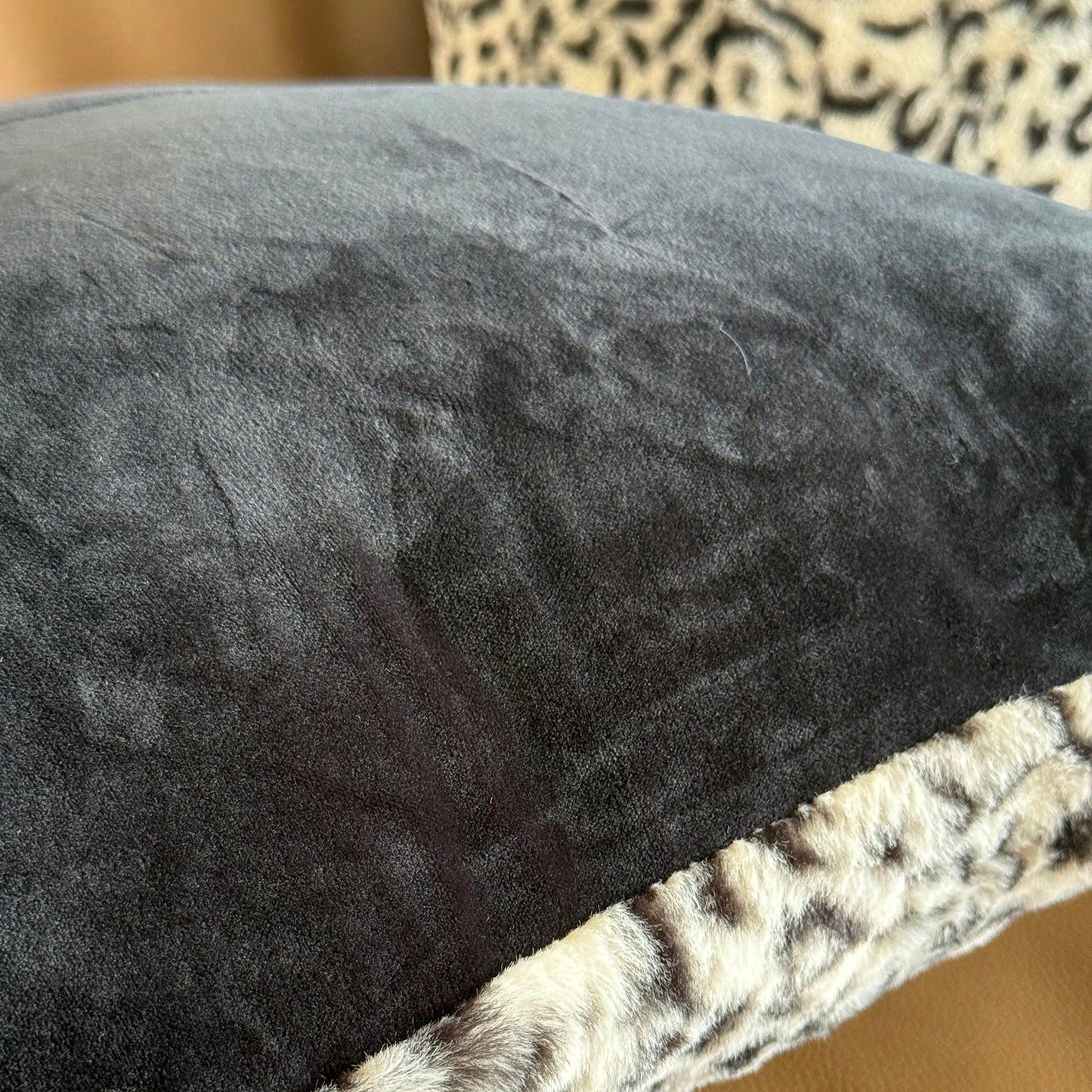 1pc Black & White Leopard Print Pillow Cover, Luxury Style Pillow Case Suitable For Bedroom, Sofa, Living Room, Great Gift