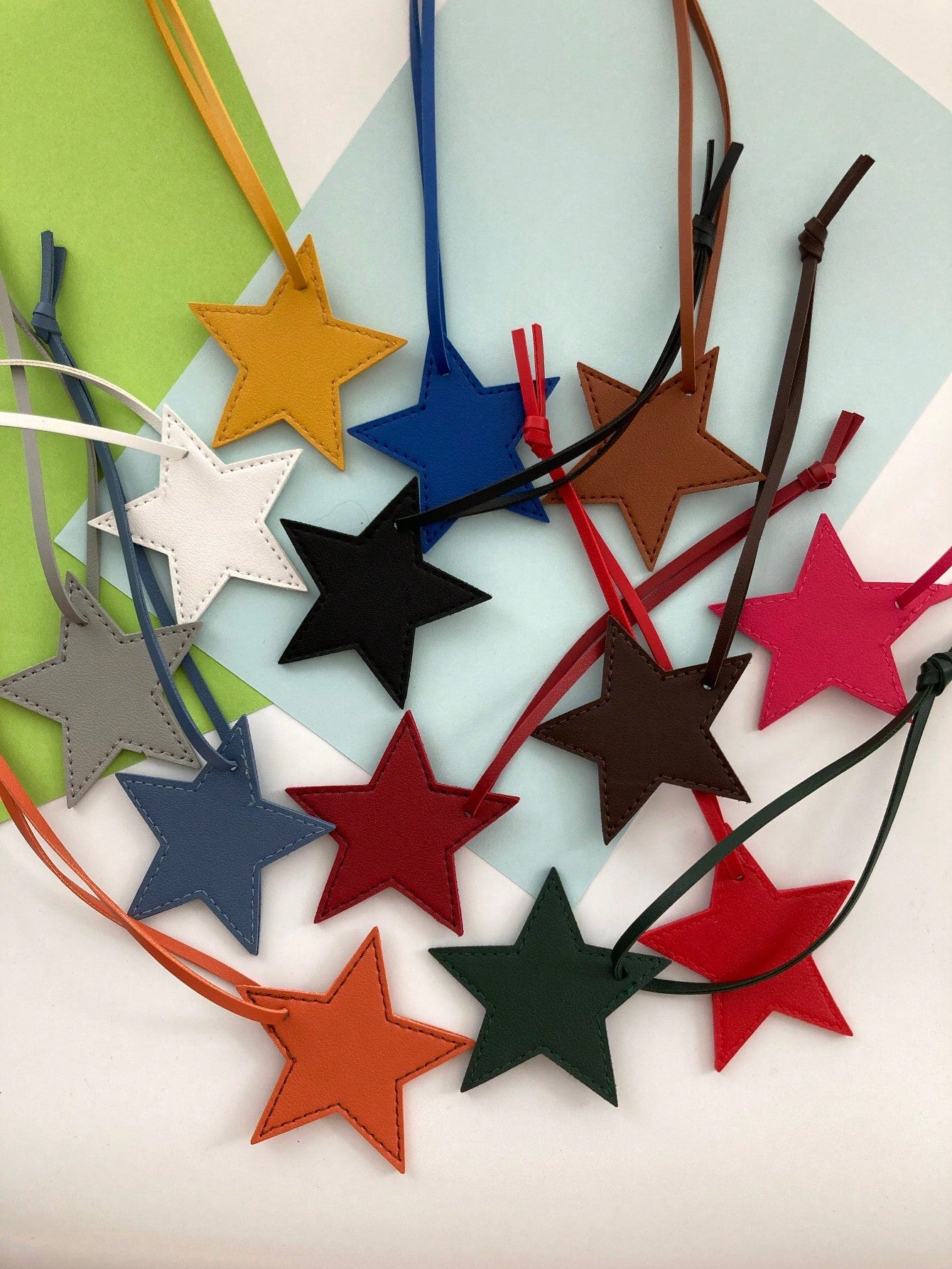 1pc Christmas Pentagram Pendant, PU Unisex Star Bag Charm, Star Hanging Decoration, Gift Keychain, Leather Strap