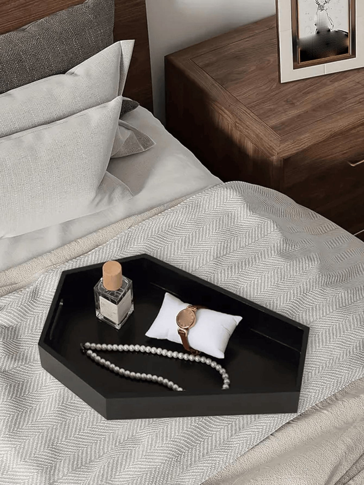 1pc, Coffin Shaped Tray,Spooky Gothic Style, For Home Room Living Room Office Decoration,For Mother's Day Party Spring Graduation School Season Decoration,Halloween Gift,Storage Decoration,Holiday Gif