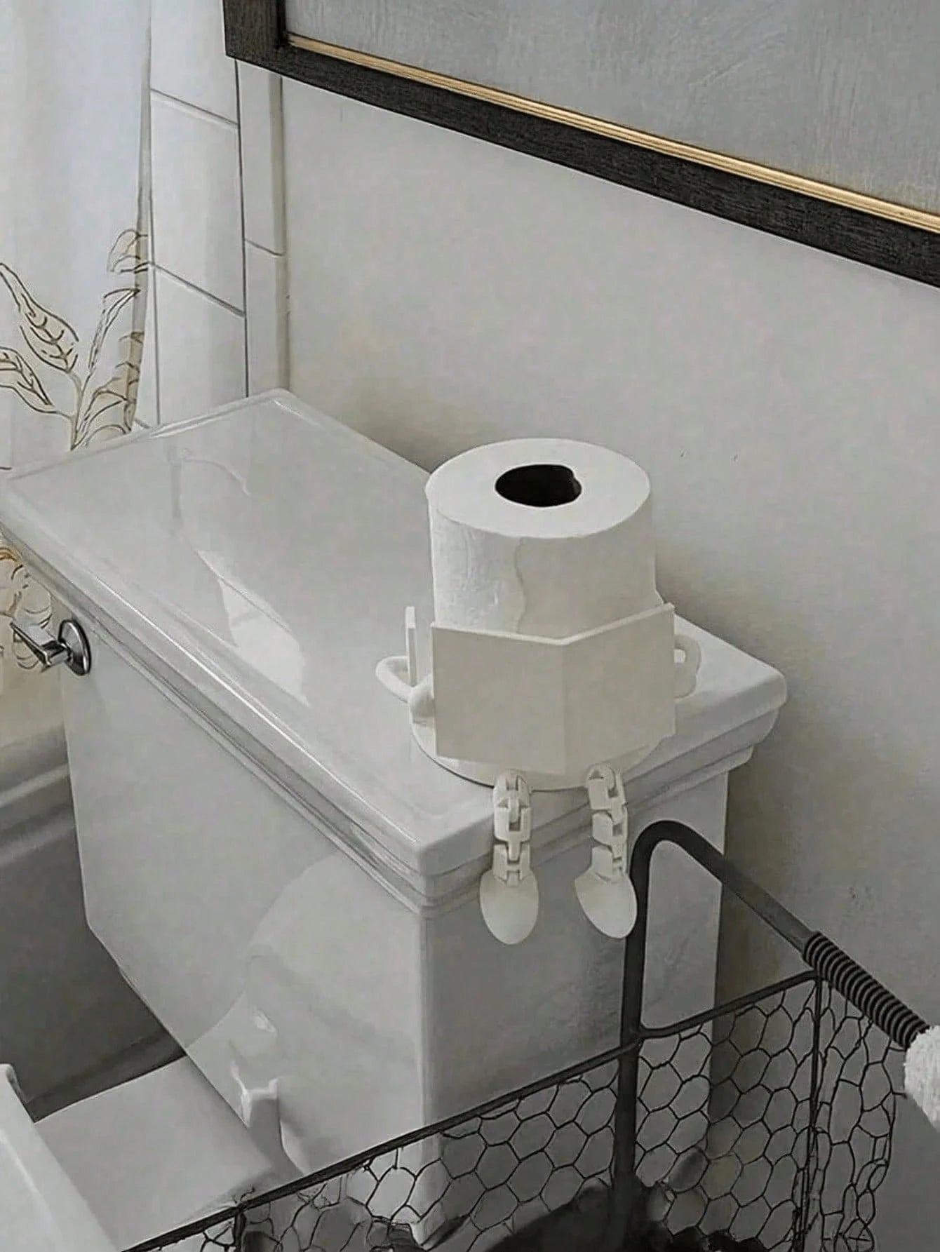 1pc Creative Human-Shaped Toilet Paper Holder- Fun Sitting Design, Bathroom Tissue Storage And Desktop Organizer. Minimalist Style. Perfect Gift For Friends And Family. Suitable For Bathroom, Bedroom