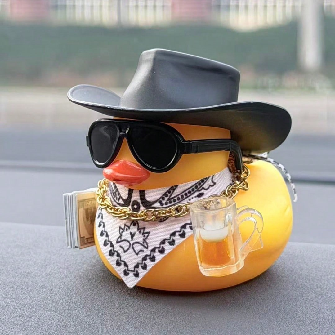 1pc Cute Beer Duck Design Car Decoration Set, Vintage Style Cool Black Duck Statue Ornament, Collectible Small Figurine, Suitable For Car Dashboard/Motorcycle/Bicycle Decoration