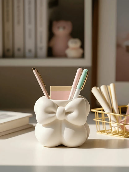 1pc Elegant Cream Bow Makeup Brush Holder, Soft Rounded Makeup Brush Storage Cup, Suitable For Vanity And Vanity Decor, Makeup Bag, Luxury Designer Bag, Makeup Storage, Vanity Storage, Bathroom Decor