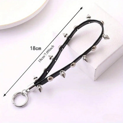 1pc Fashion Punk Spike Leather Keychain Wrist Strap, Black Riveted Strap With Metal Ring, For Daily Outings, Music Festivals, Key & Bag Accessory