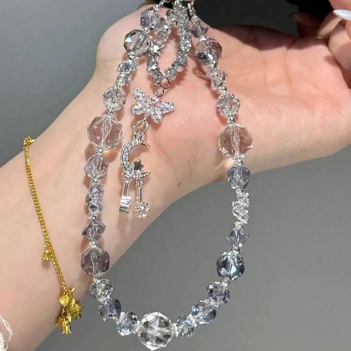 1pc Fashionable Luxury "Iceberg Blue" Icy Cube Beaded Phone Lanyard, Summer New Arrival, Exquisite Sparkling Niche Phone Charm With Transparent Pad, Practical And Elegant