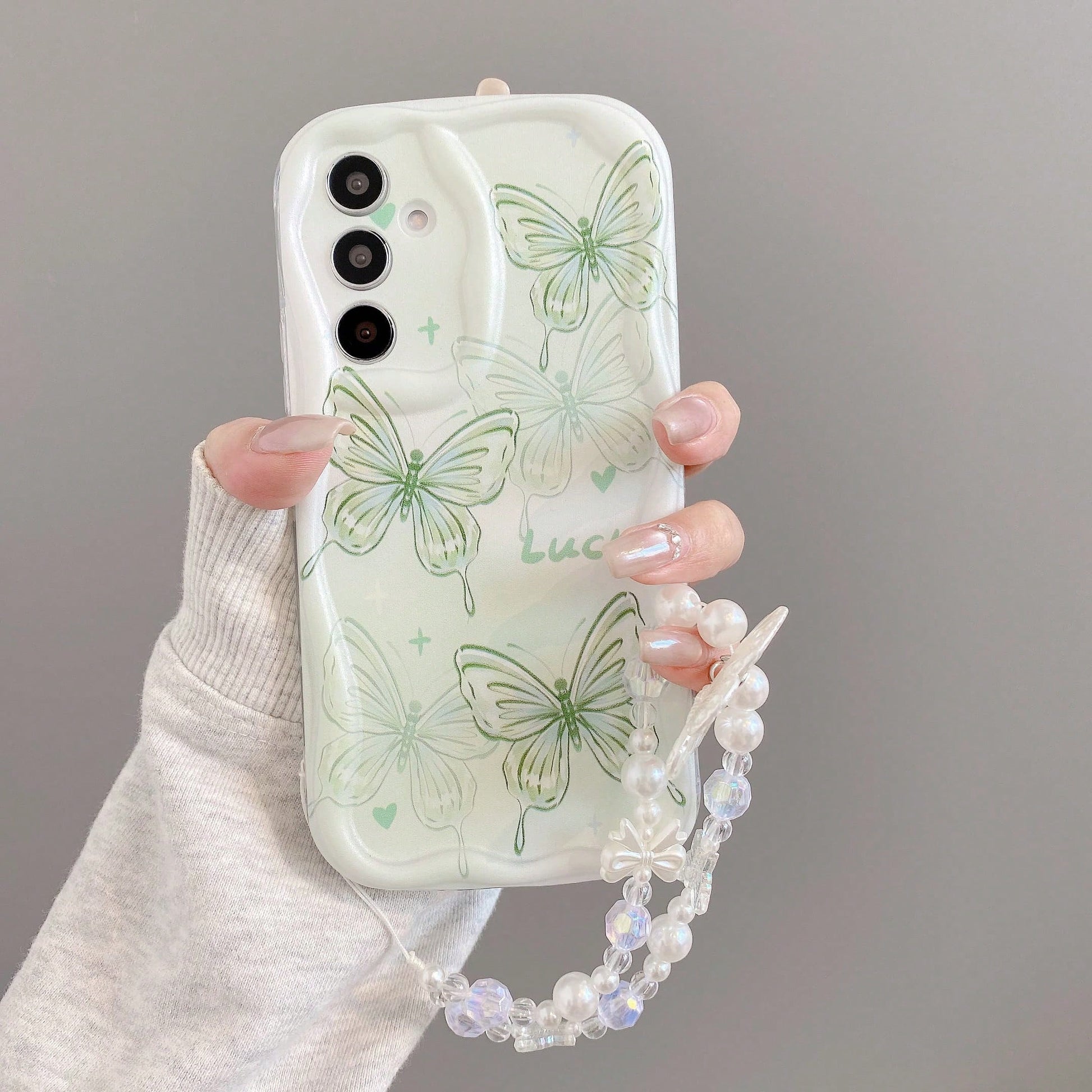 1pc Fresh Lucky Butterfly Beaded Bracelet, Cream Pattern Soft Shell Anti-Drop Phone Case, Asymmetrical Shape Phone Case Compatible With Android Series. [International Version, Not Local Version] S26U