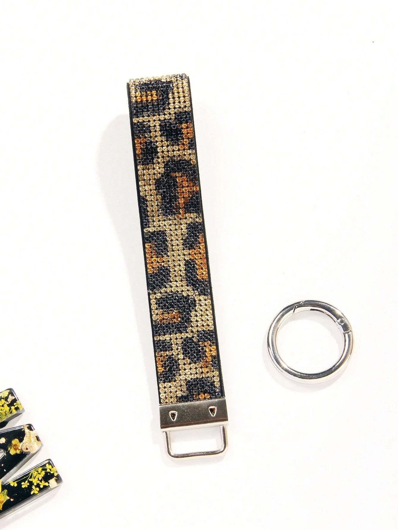1pc Gold & Diamond Decorated Bling Glitter Wristband With Open Circle Keychain, Suitable For Clutch And Keychain Leopard Print