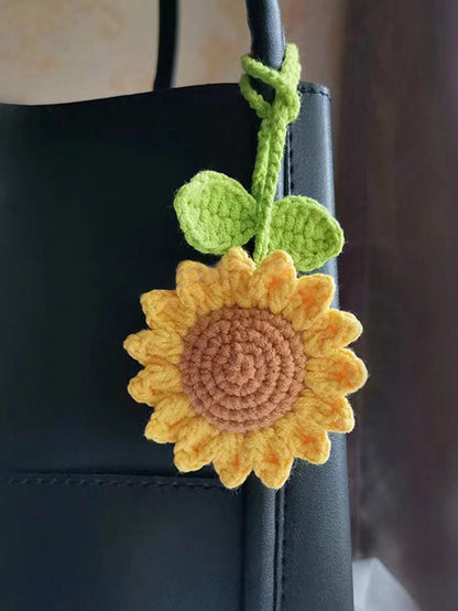 1pc Handmade Crochet Sunflower Keychain Fashionable Versatile Bag Pendant Cute Keyring Beach Daisy