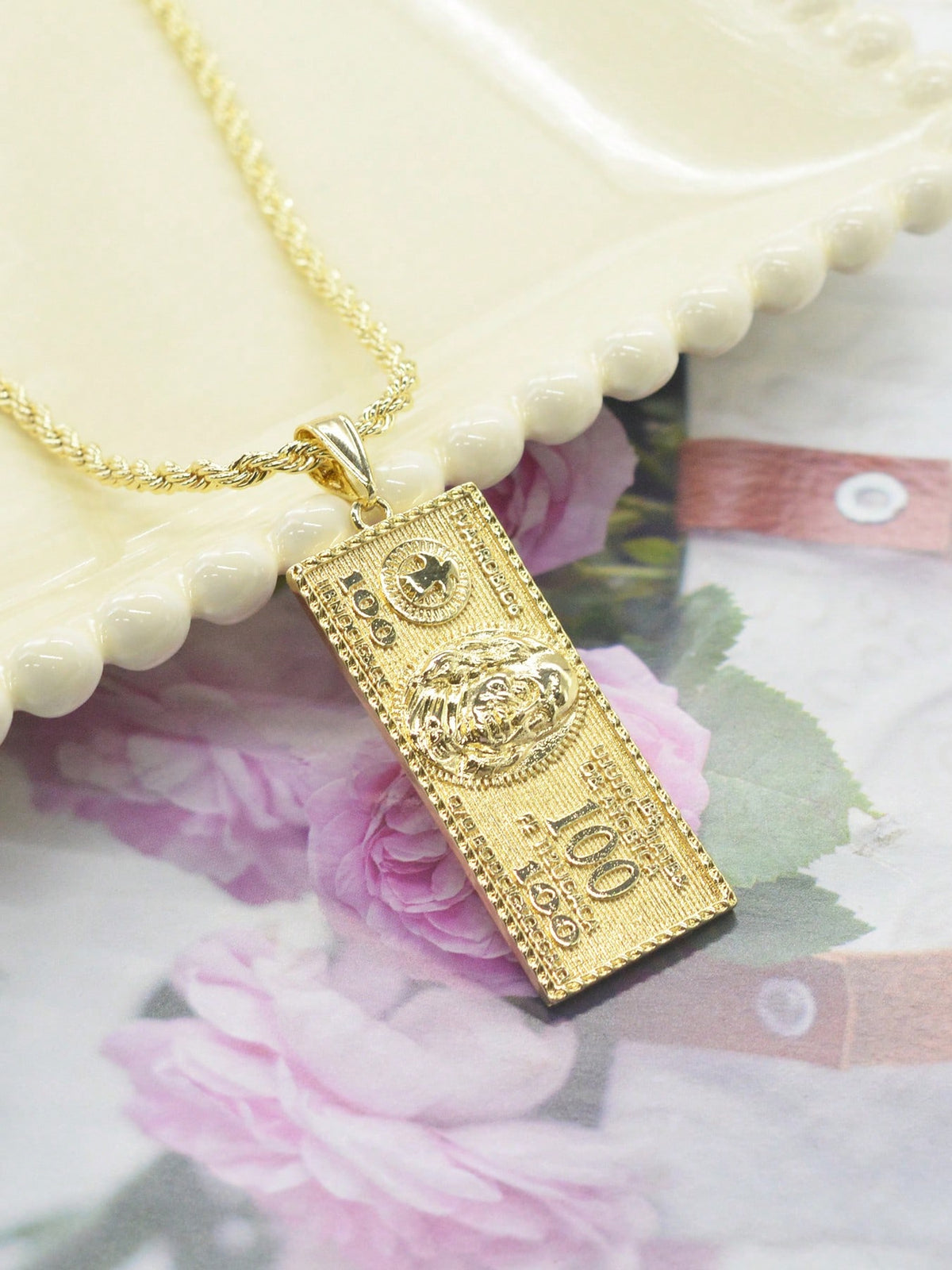 1pc Hip Hop Vintage 100 Dollar Bill Pendant Necklace, Unisex Twisted Chain Dollar Sign Square Plate Accessory, Halloween, Christmas, Party Gathering Gift