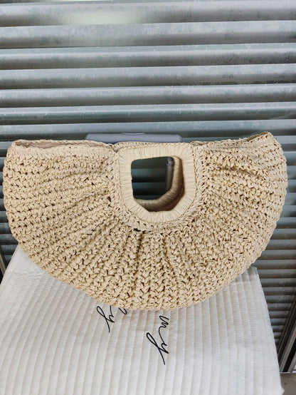 1pc Large Capacity Pleated Half-Moon Woven Handbag, Solid Color Straw Tote Bag, Fashion Beach Bag, Suitable For Women's Vacation, Travel And Daily Shopping, Mother's Day Gift
