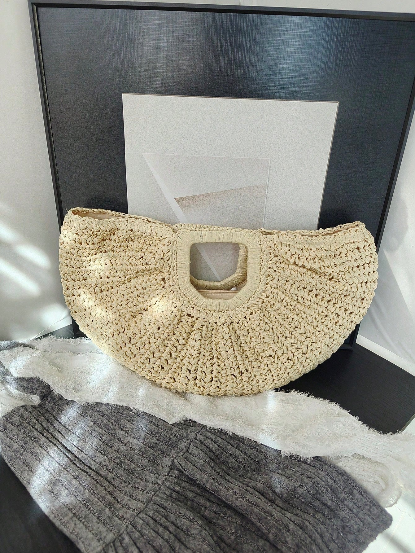 1pc Large Capacity Pleated Half-Moon Woven Handbag, Solid Color Straw Tote Bag, Fashion Beach Bag, Suitable For Women's Vacation, Travel And Daily Shopping, Mother's Day Gift