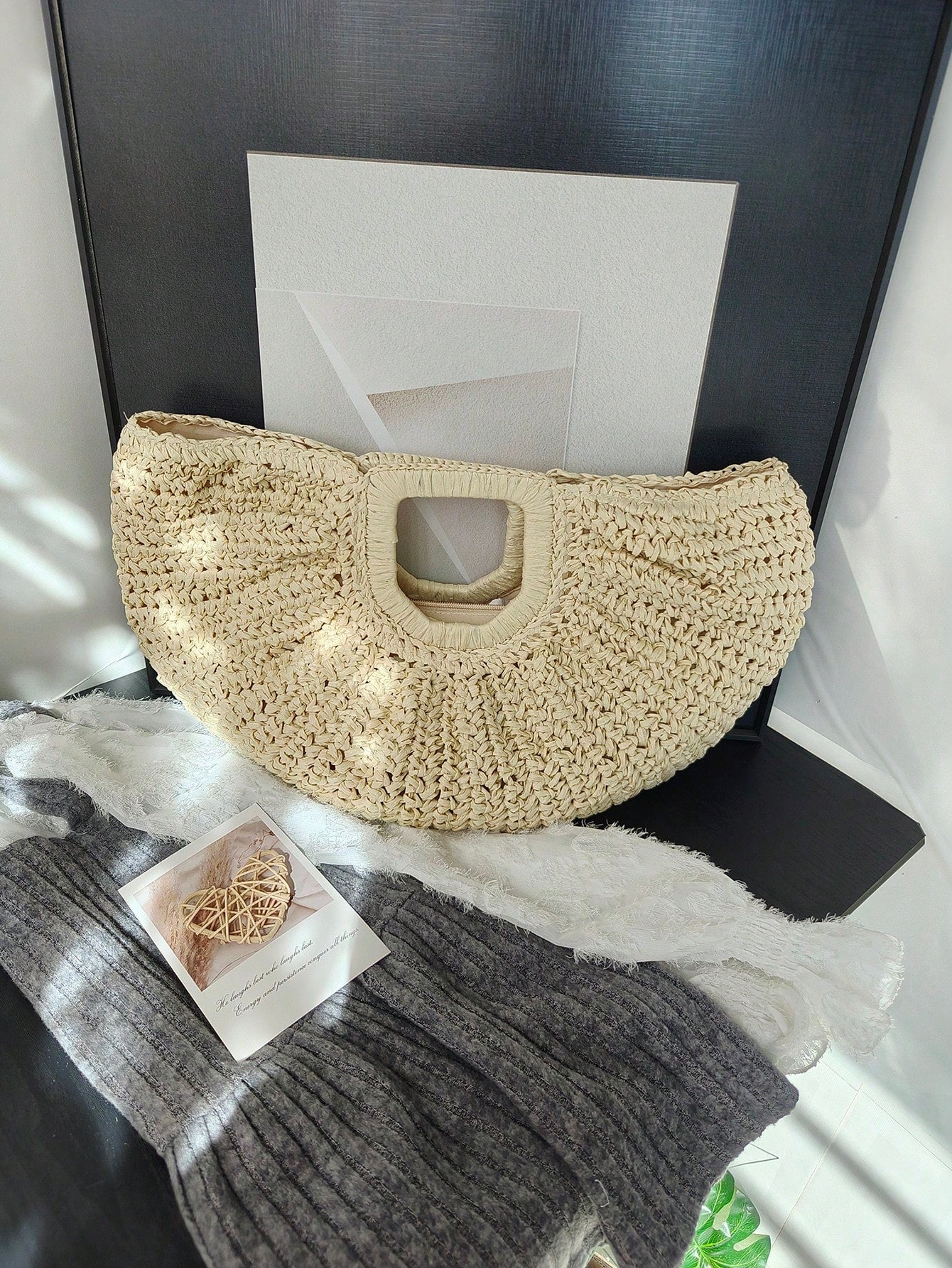 1pc Large Capacity Pleated Half-Moon Woven Handbag, Solid Color Straw Tote Bag, Fashion Beach Bag, Suitable For Women's Vacation, Travel And Daily Shopping, Mother's Day Gift