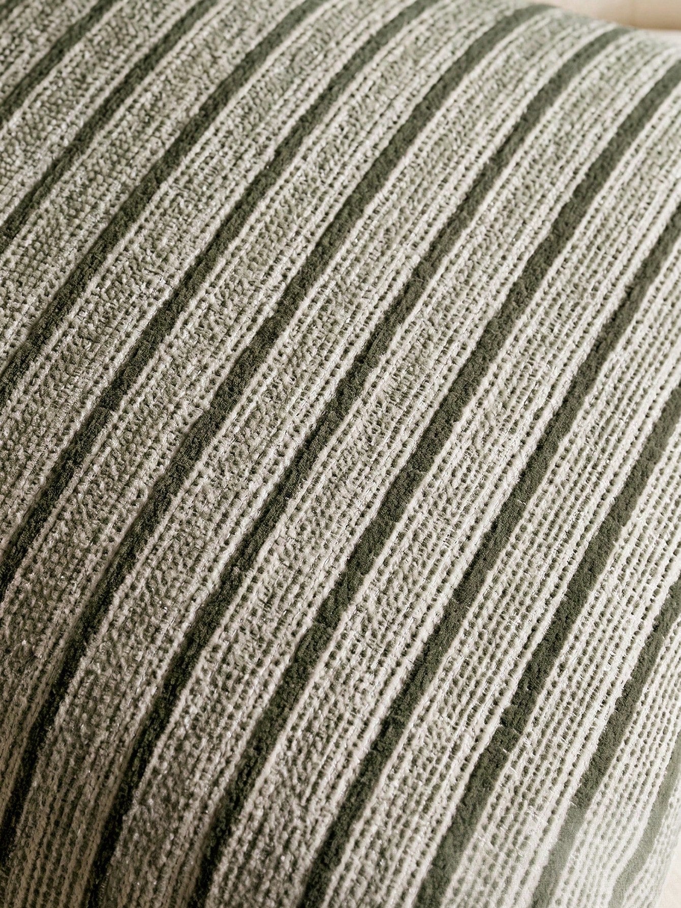 1pc Matcha Green Diamond 3D Striped Pillowcase (Pillow Insert Not Included), Square Cushion Cover, Holiday Home Pillow Decor, Soft Comfortable Faux Linen Fabric, Modern Decorative Sofa, Home Bedroom