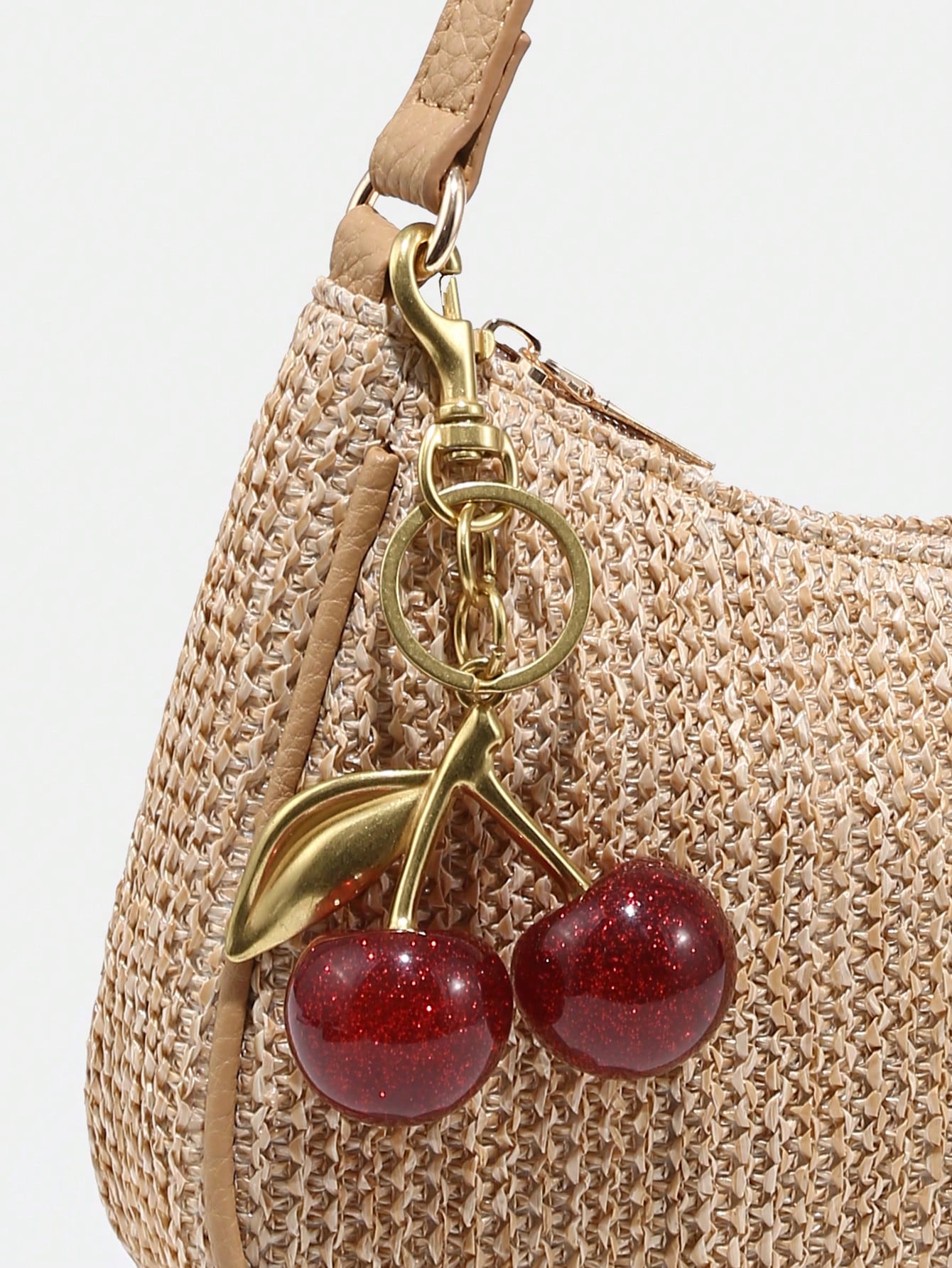 1pc Novachic Summer Straw Decor Pendant, Cherry Shaped Ornament, Women Minimalist Shoulder Bag, Zipper Closure, Retro Style Underarm Bag, Suitable For Various Occasions