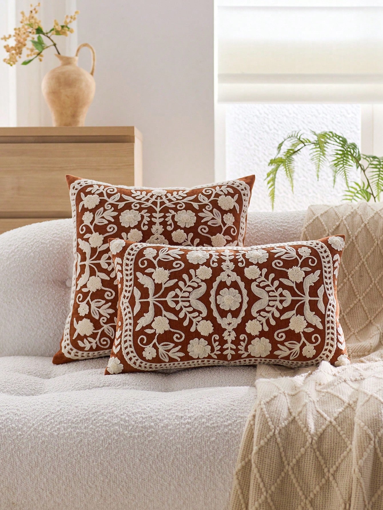1pc Orange Swirly Floral/Leaf Embroidered Decorative Pillow Cover, Suitable For Indoor Decoration, Applicable For All Seasons, Without Insert