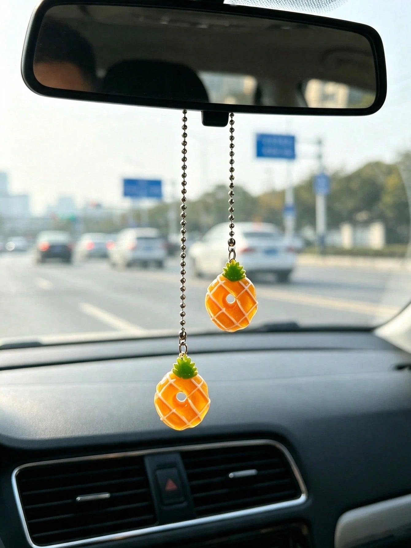 1pc Pineapple Donut Car Hanging Ornament, Resin Pink Donut Pendant, Rearview Mirror Decor, Women's Car Accessory
