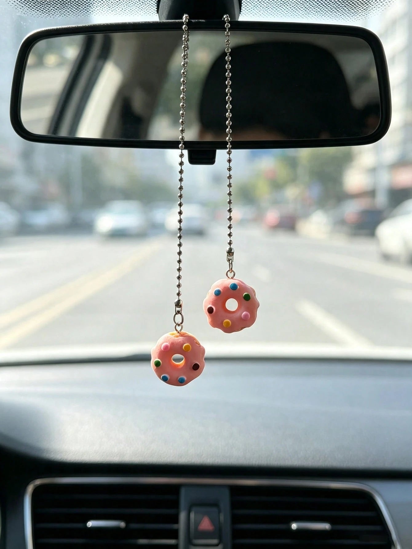 1pc Pineapple Donut Car Hanging Ornament, Resin Pink Donut Pendant, Rearview Mirror Decor, Women's Car Accessory
