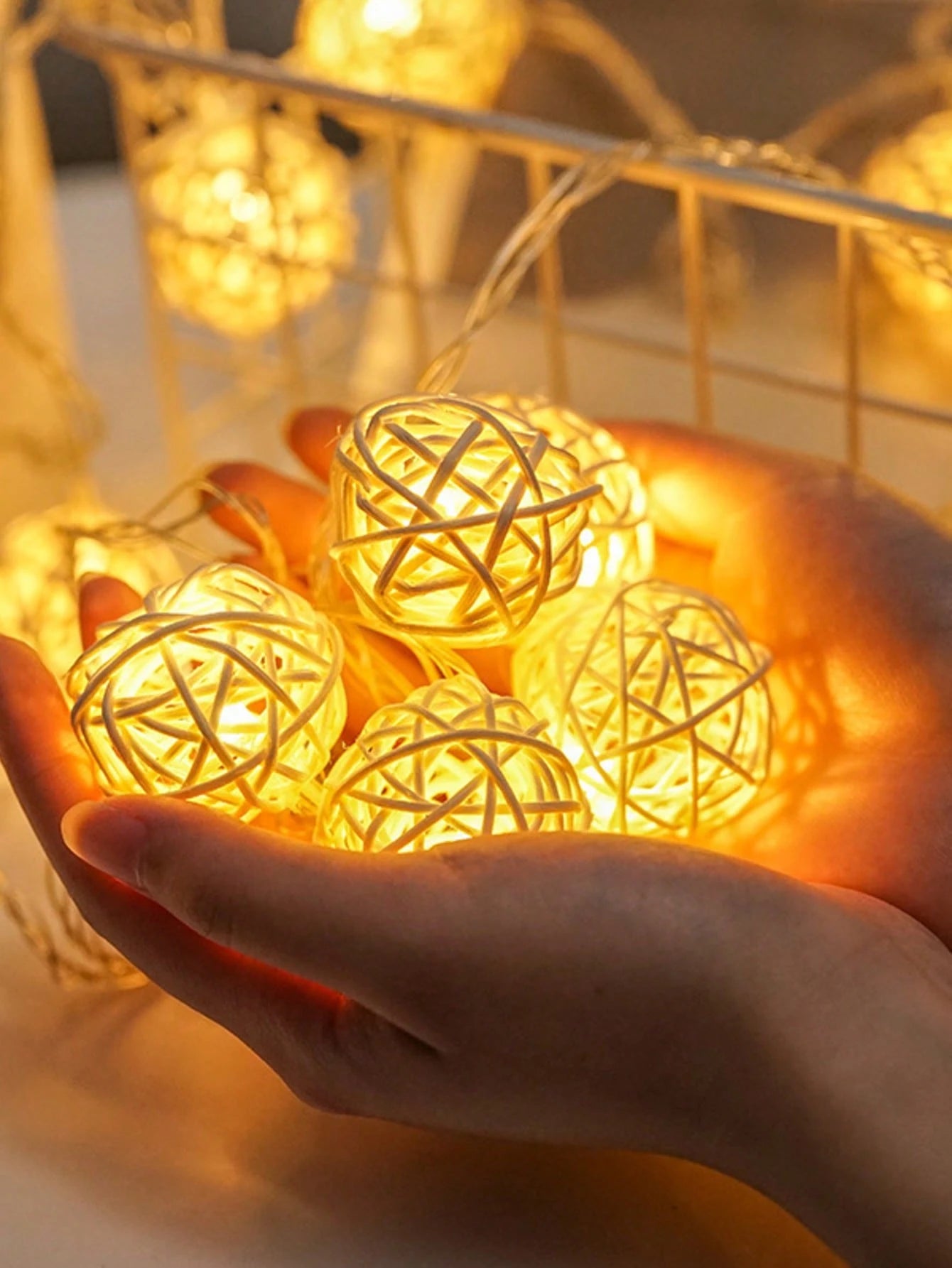 1pc Rattan Ball LED Desktop Decorative Light String, Indoor Festival Wedding Party Wall Hanging Decorative Light, Spherical LED Fairy Light