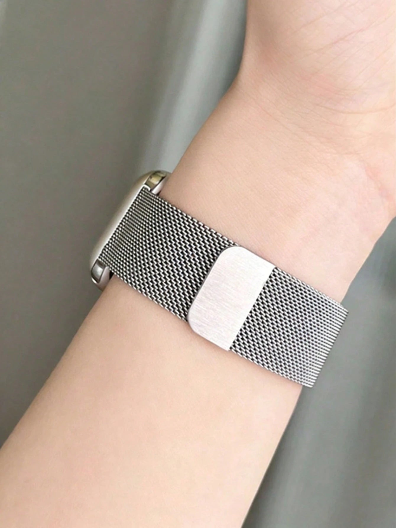1pc Stainless Steel Magnetic Metal Watch Band Compatible With Apple Smart Watch 40mm 41mm 38mm 42mm 44mm 45mm 46mm 49mm Fashionable Adjustable Milanese Strap Compatible With Apple Watch I-Watch Series