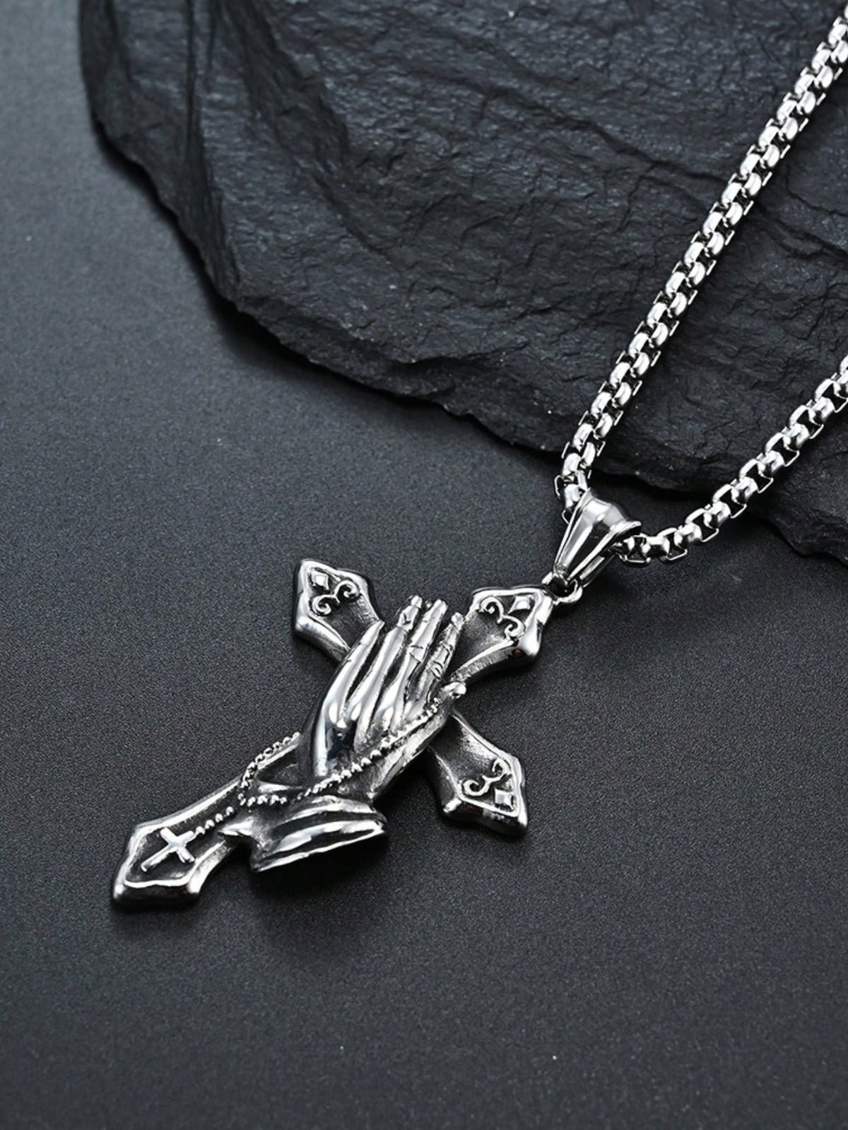 1pc Stainless Steel Praying Hand Necklace With Cross, Fashionable Men Accessory