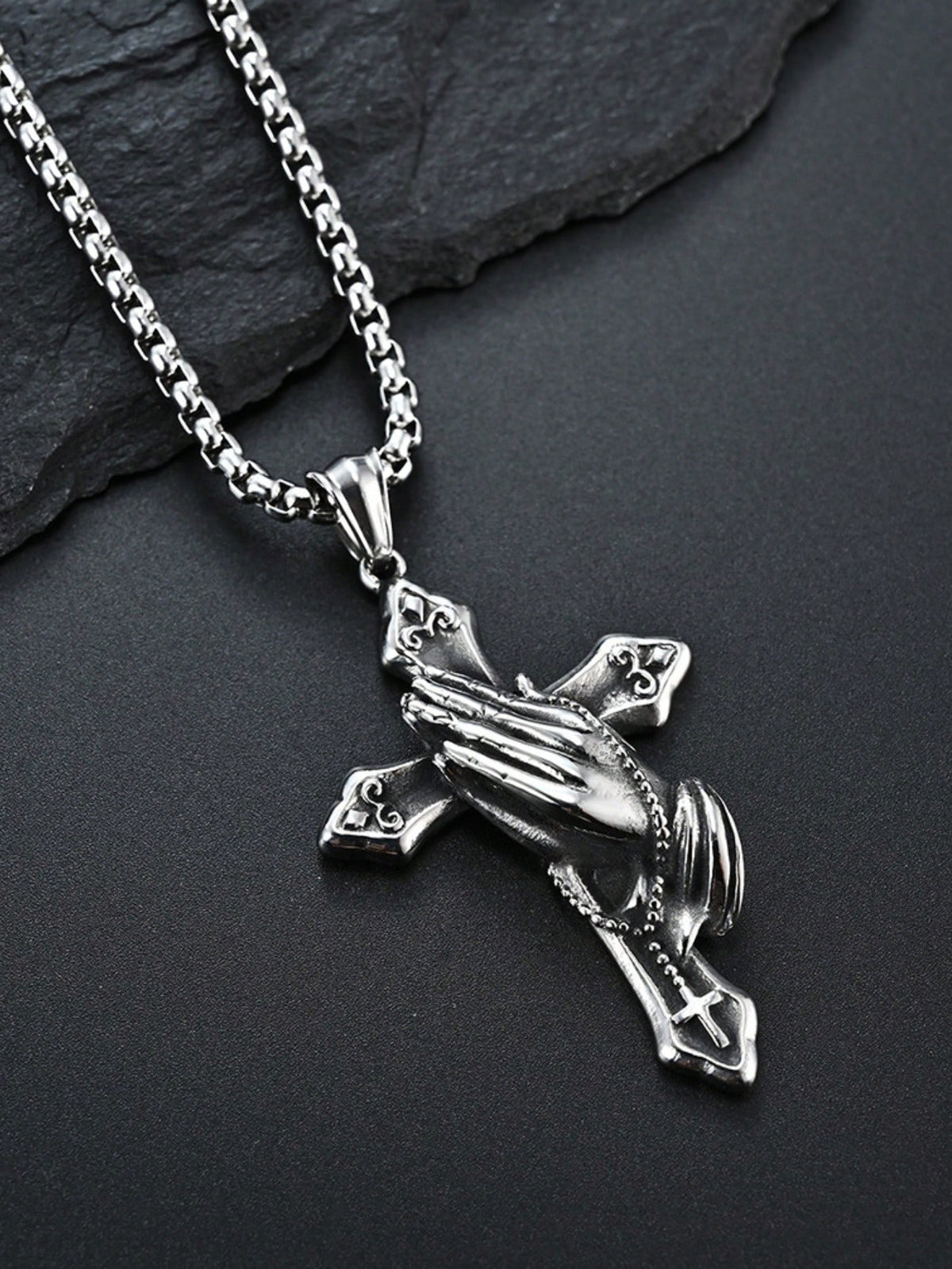 1pc Stainless Steel Praying Hand Necklace With Cross, Fashionable Men Accessory