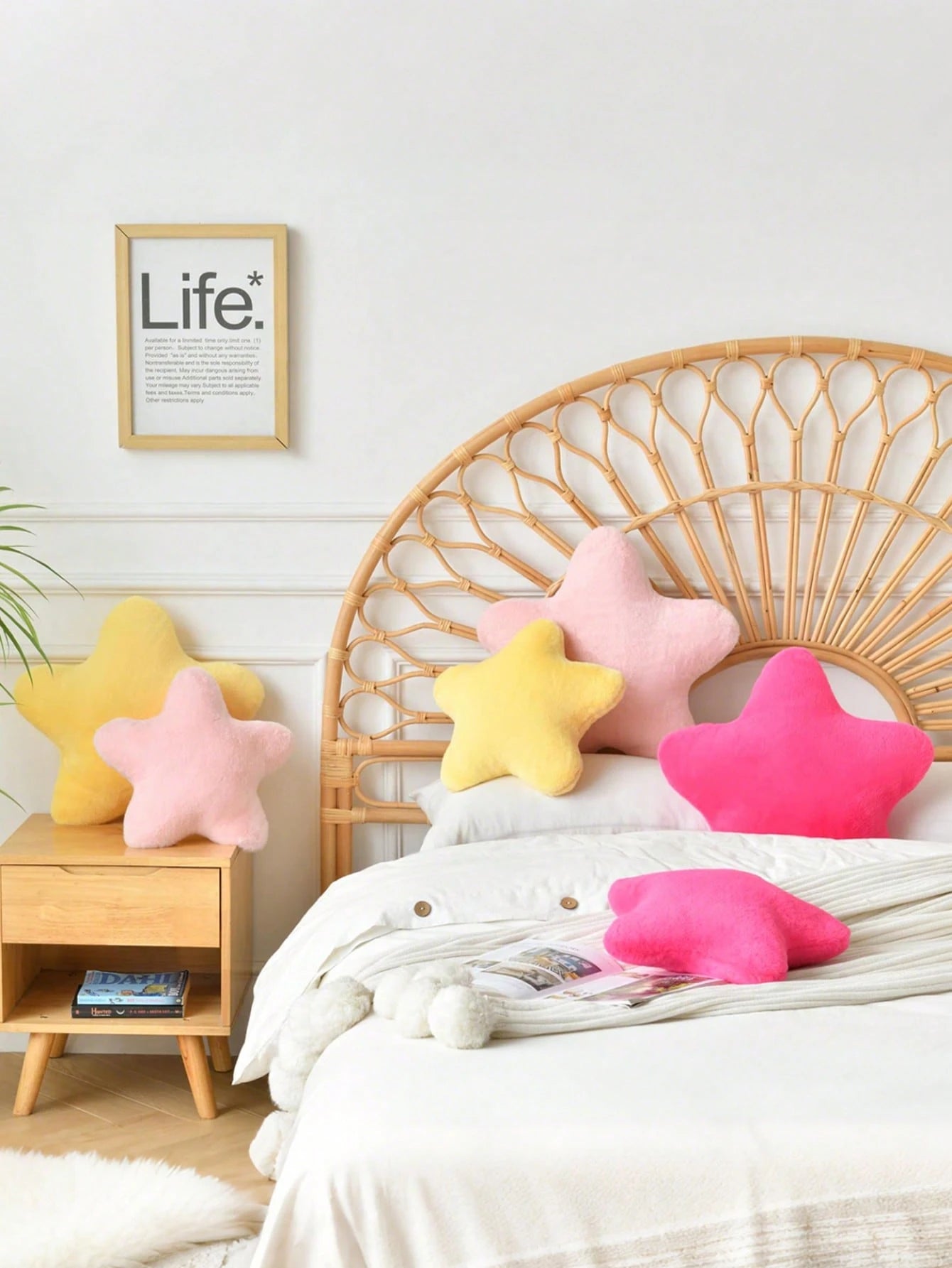 1pc Star Pillow, Bed Sofa Decor Star Pillow, Star Pillow Plush Floor Mat, Suitable For Room Decoration, Soft Cute Comfortable Sofa Bedroom Cushion, Bedroom Decor Room Decor Outdoor Pillow, Fall Thanks