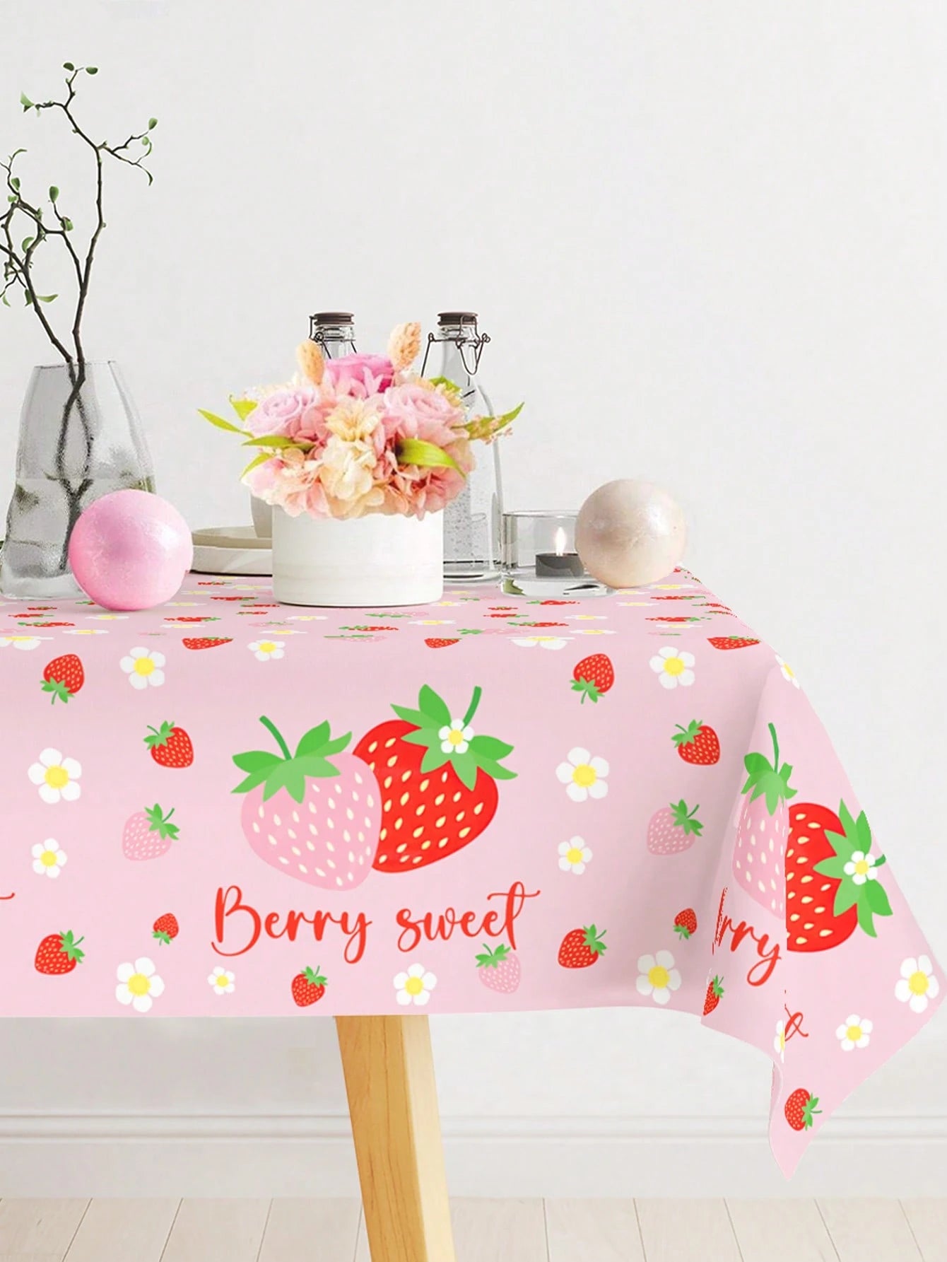 1pc Strawberry Baby Shower Party Tablecloth,Berry Sweet Theme Birthday Party Table Decor,Gender Reveal Decor,Disposable PE Table Cover,Baby Shower Party Supplies,1st Birthday Party Decor,Baby Shower P