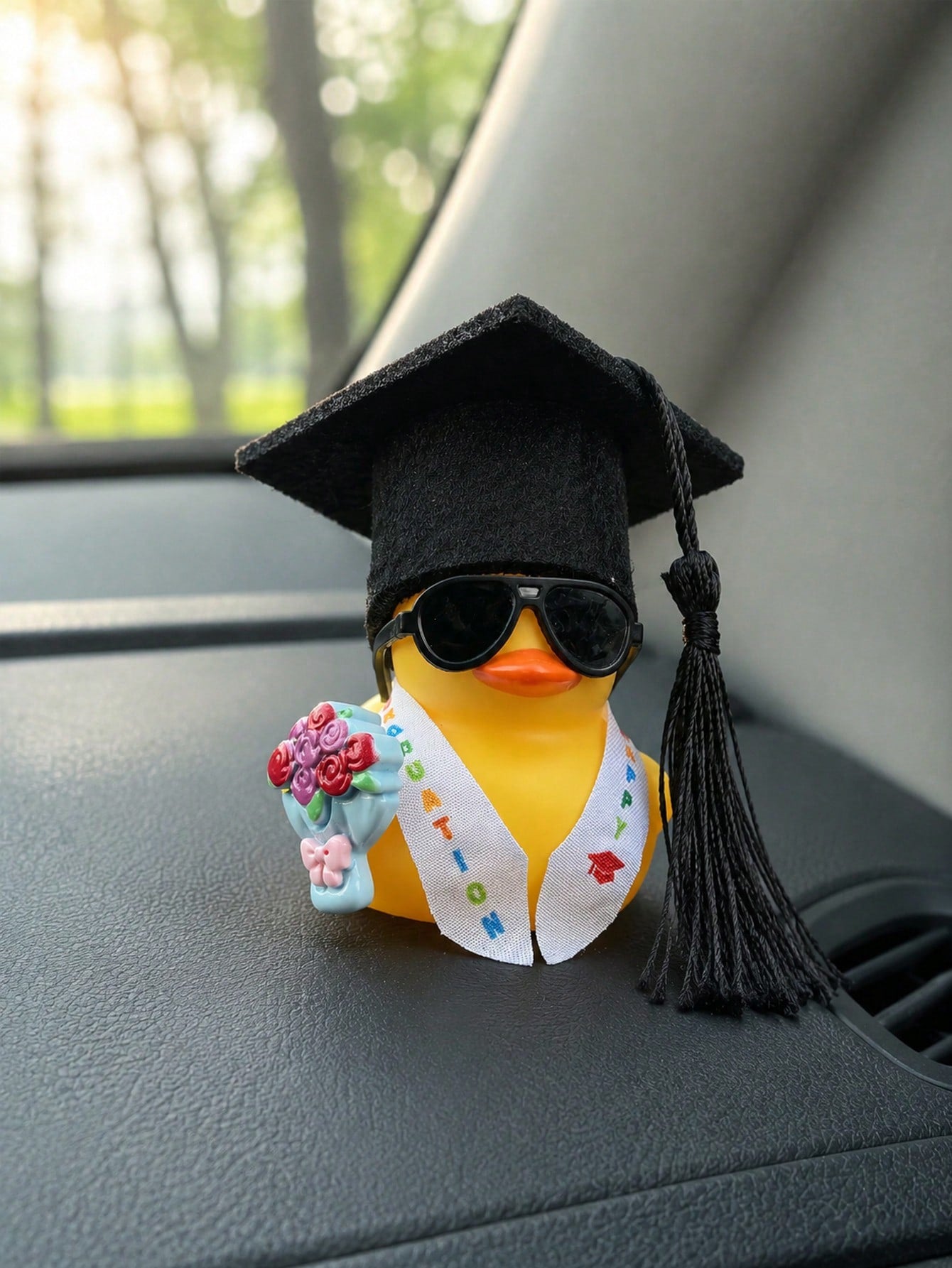 1pc Summer Beach Rubber Duck Car Dashboard Ornament, Cute Yellow Duck With Fashionable Glasses Hat And Inflatable Swim Ring, Fun Hawaiian Style Car Interior Decor, Tropical Duck Figurine Suitable For